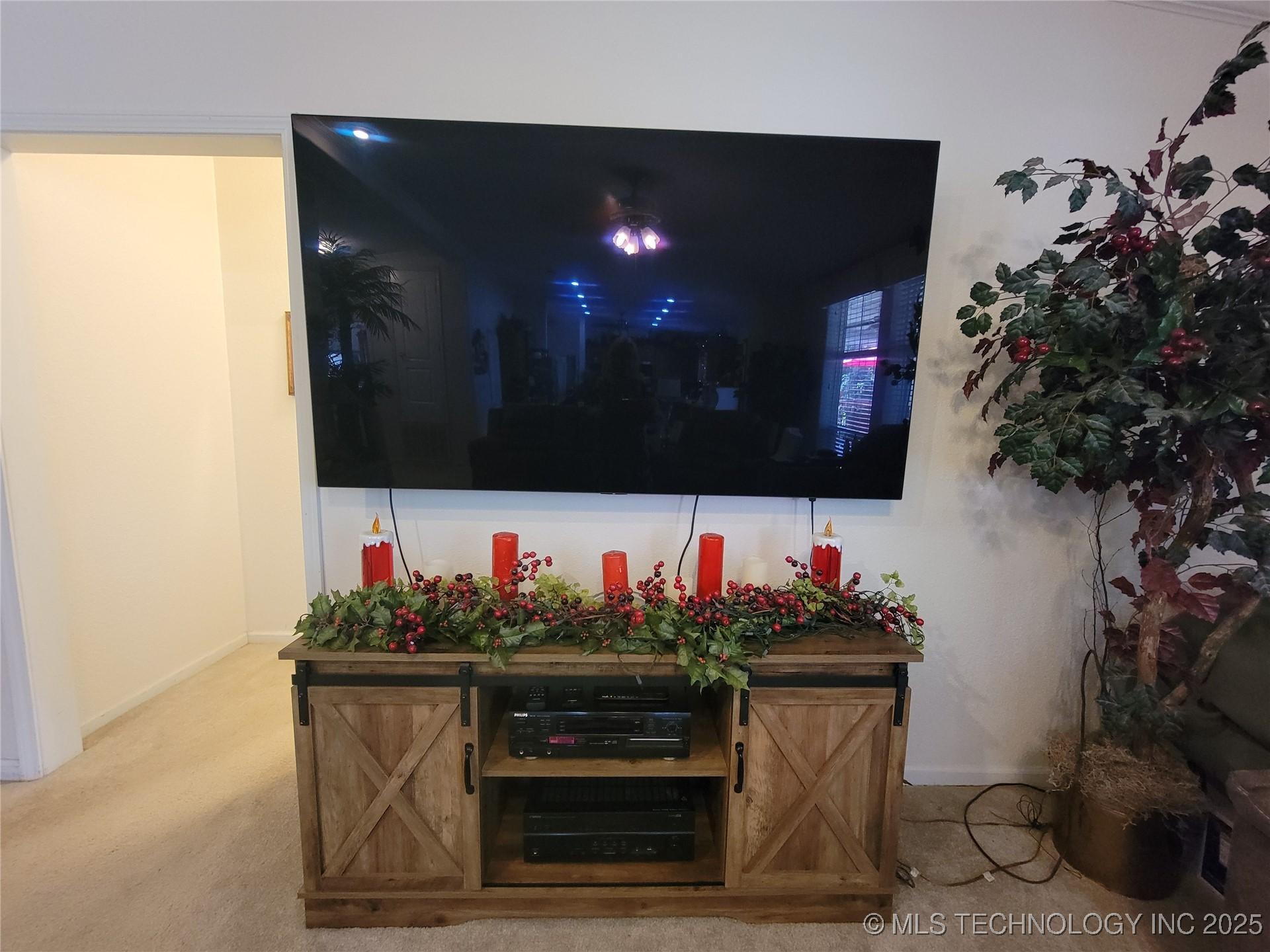 Gans, Oklahoma, 74936, United States, 4 Bedrooms Bedrooms, ,3 BathroomsBathrooms,Residential,For Sale,1981640