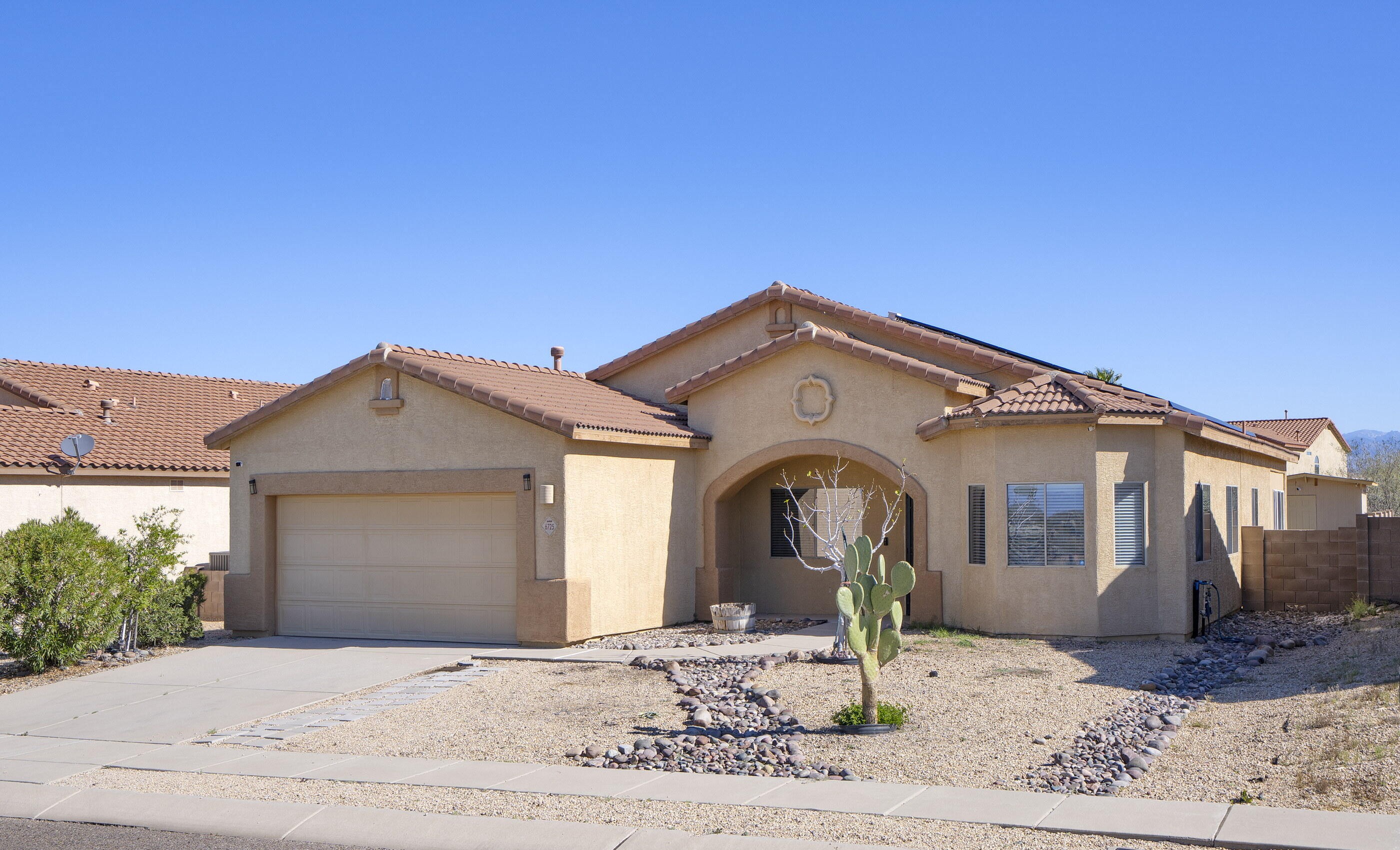  6725 S Via Molino De Viento, Tucson, AZ, 85757 - 物件實景