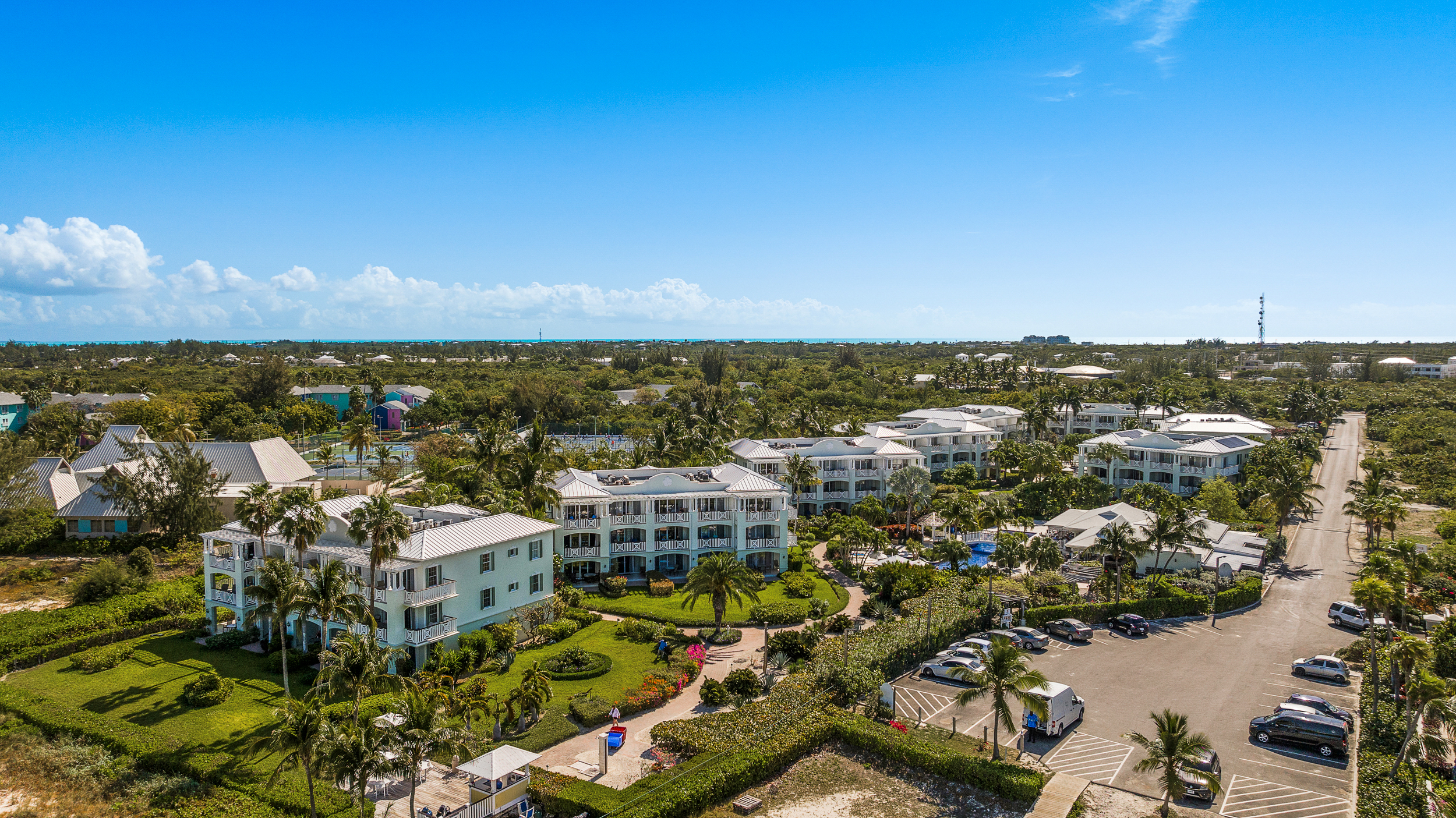  BEACH-LEVEL CORNER SUITE  Royal West Indies - Suite 115 - 物件實景