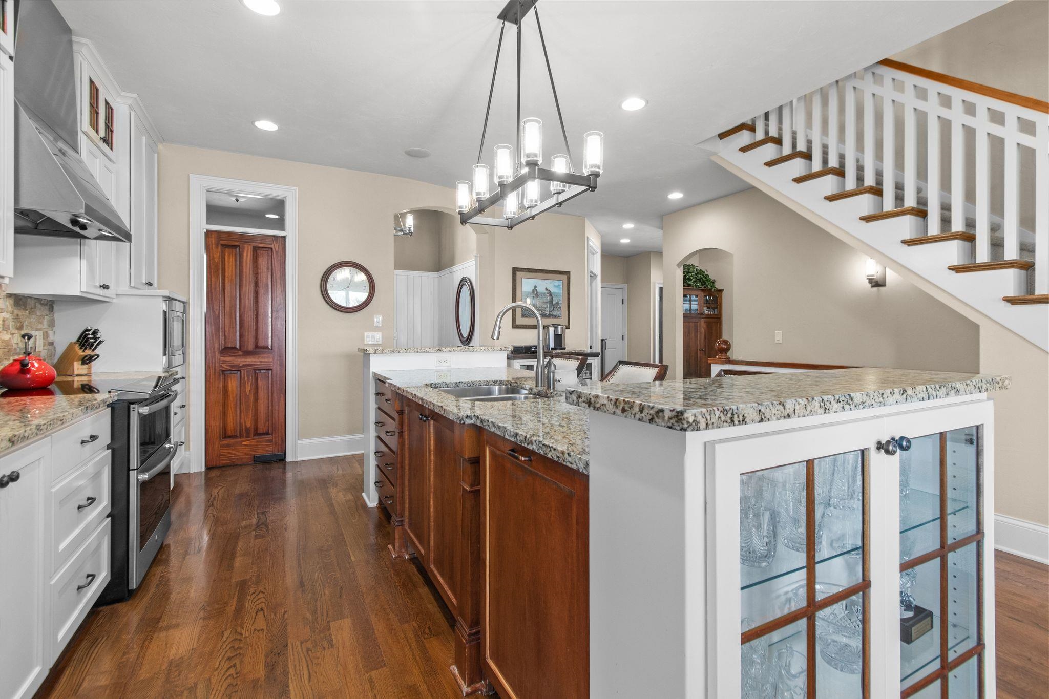 APPLETON, Wisconsin, 54913, United States, 3 Bedrooms Bedrooms, ,3 BathroomsBathrooms,Residential,For Sale,1987734