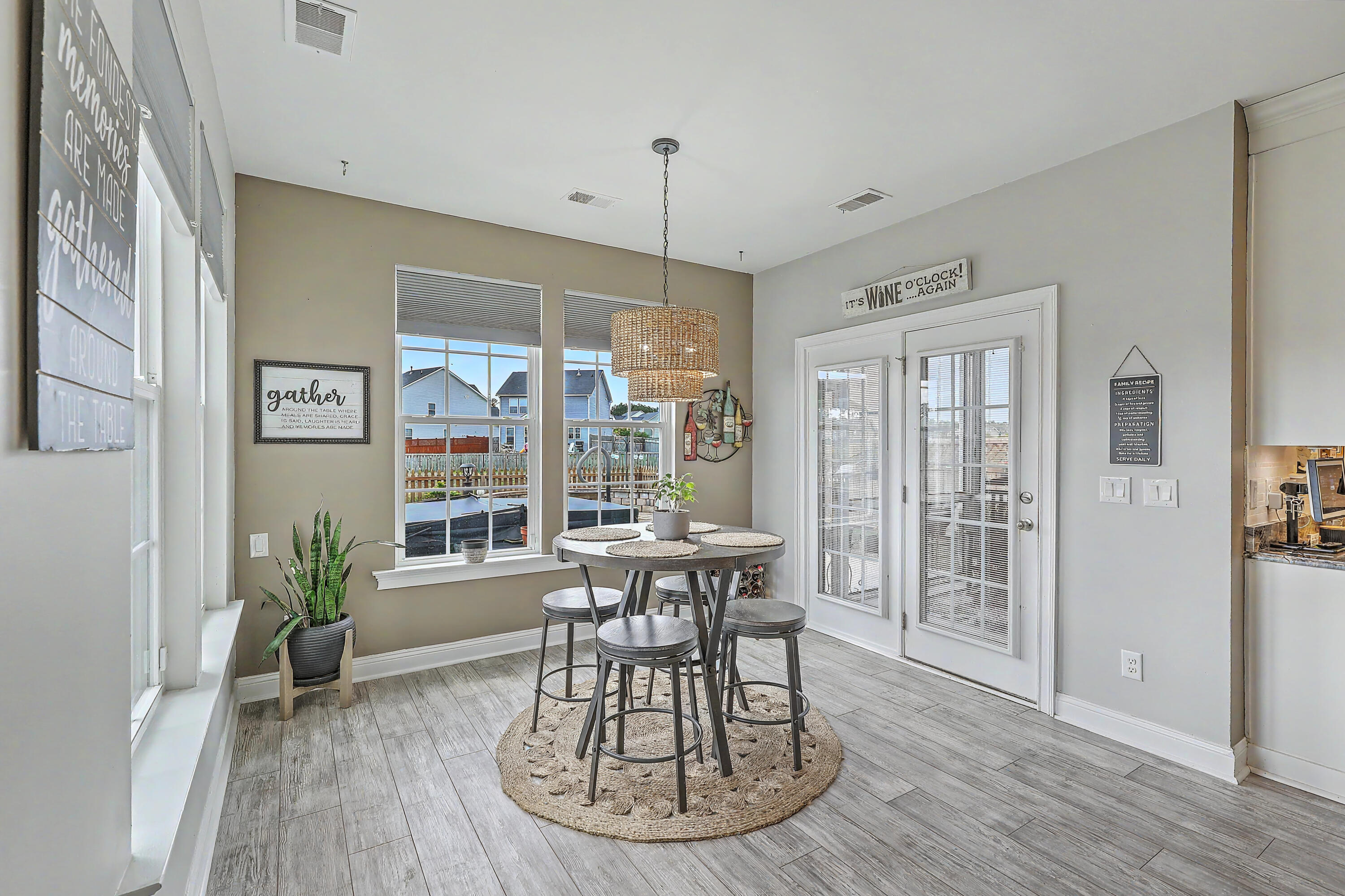 Summerville, South Carolina, 29486, United States, 4 Bedrooms Bedrooms, ,3 BathroomsBathrooms,Residential,For Sale,2038322
