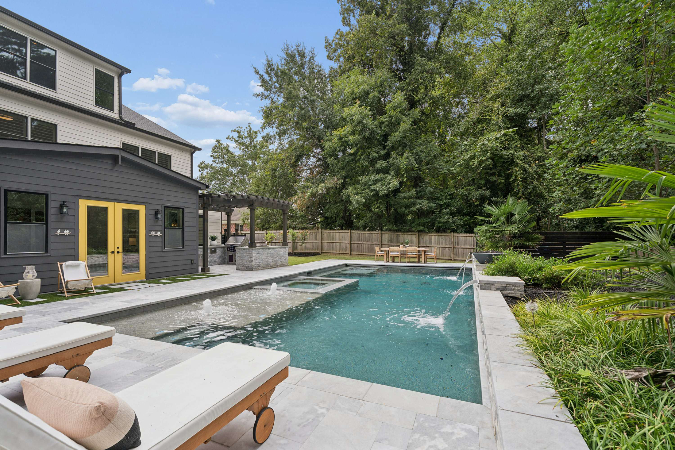  Sophisticated Interiors. Extraordinary Brookhaven Outdoor Living. - 物件實景