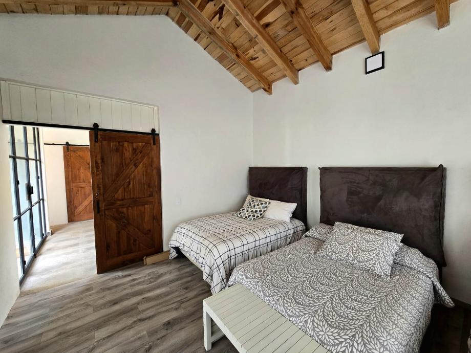 Valle de Bravo, Estado de méxico, 51207, Mexico, 2 Bedrooms Bedrooms, ,2 BathroomsBathrooms,Residential,For Sale,1721576