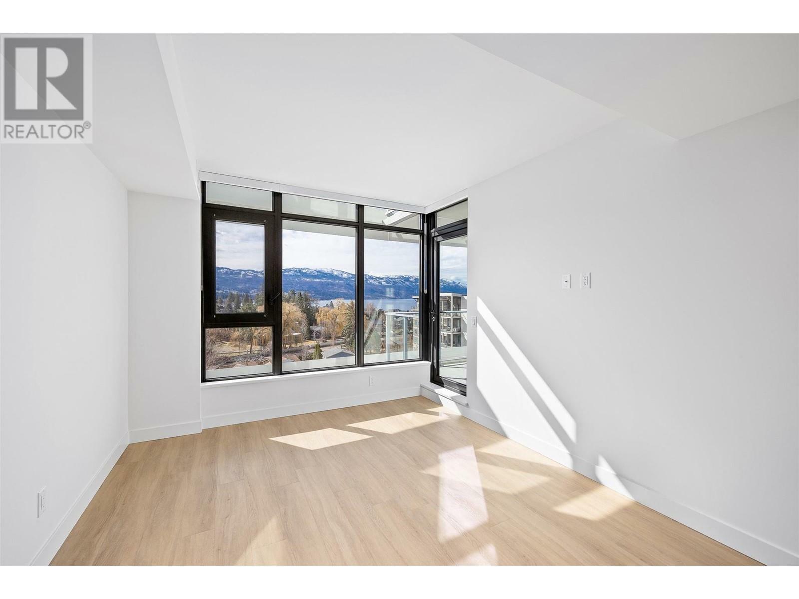 KELOWNA, British Columbia, V1W 3L2, CA, 1 Bedroom Bedrooms, ,1 BathroomBathrooms,Residential,For Sale,1837031
