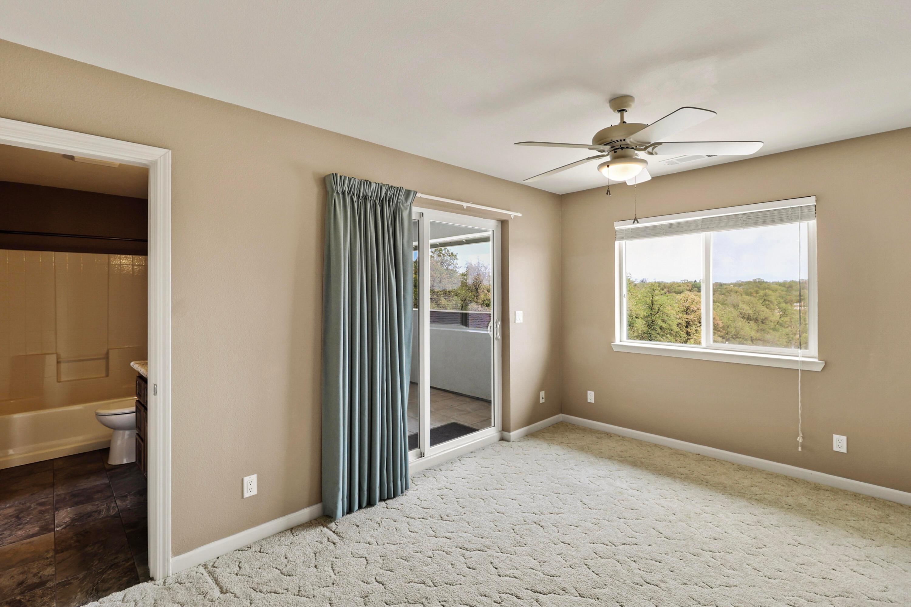 Redding, California, 96002, United States, 3 Bedrooms Bedrooms, ,3 BathroomsBathrooms,Residential,For Sale,1992839