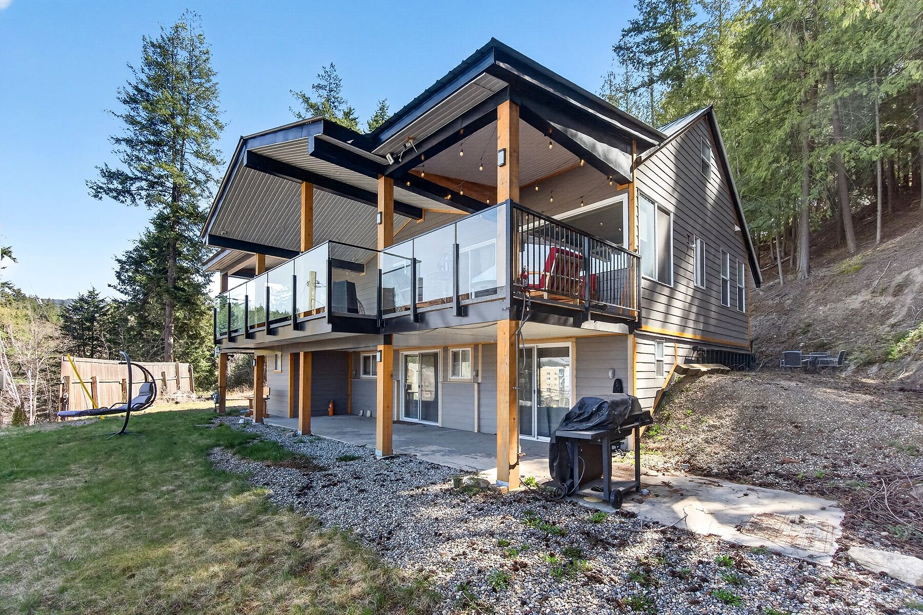  Renovated Rancher - 物件實景