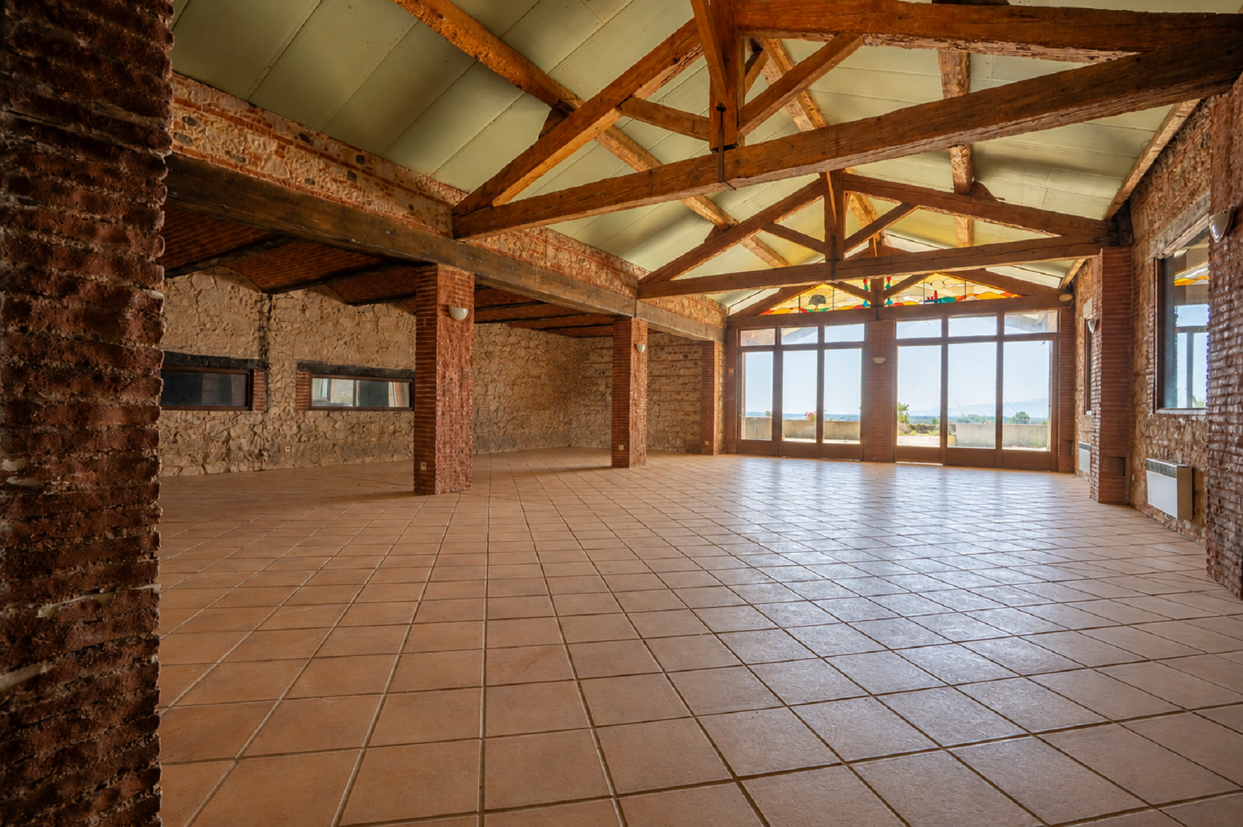  Magnificent Estate of Over 1,600 m² on 10 Hectares of Land with Sweeping Views … - 物件實景