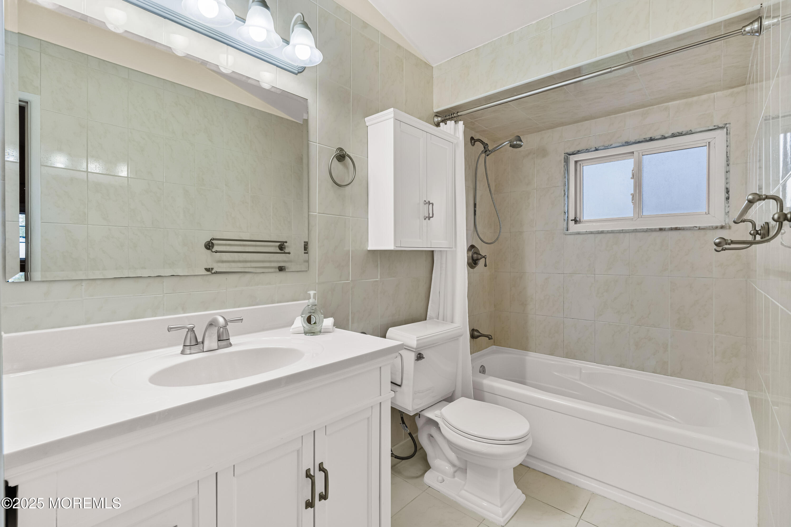 Old Bridge, New Jersey, 08857, United States, 4 Bedrooms Bedrooms, ,2 BathroomsBathrooms,Residential,For Sale,1984027