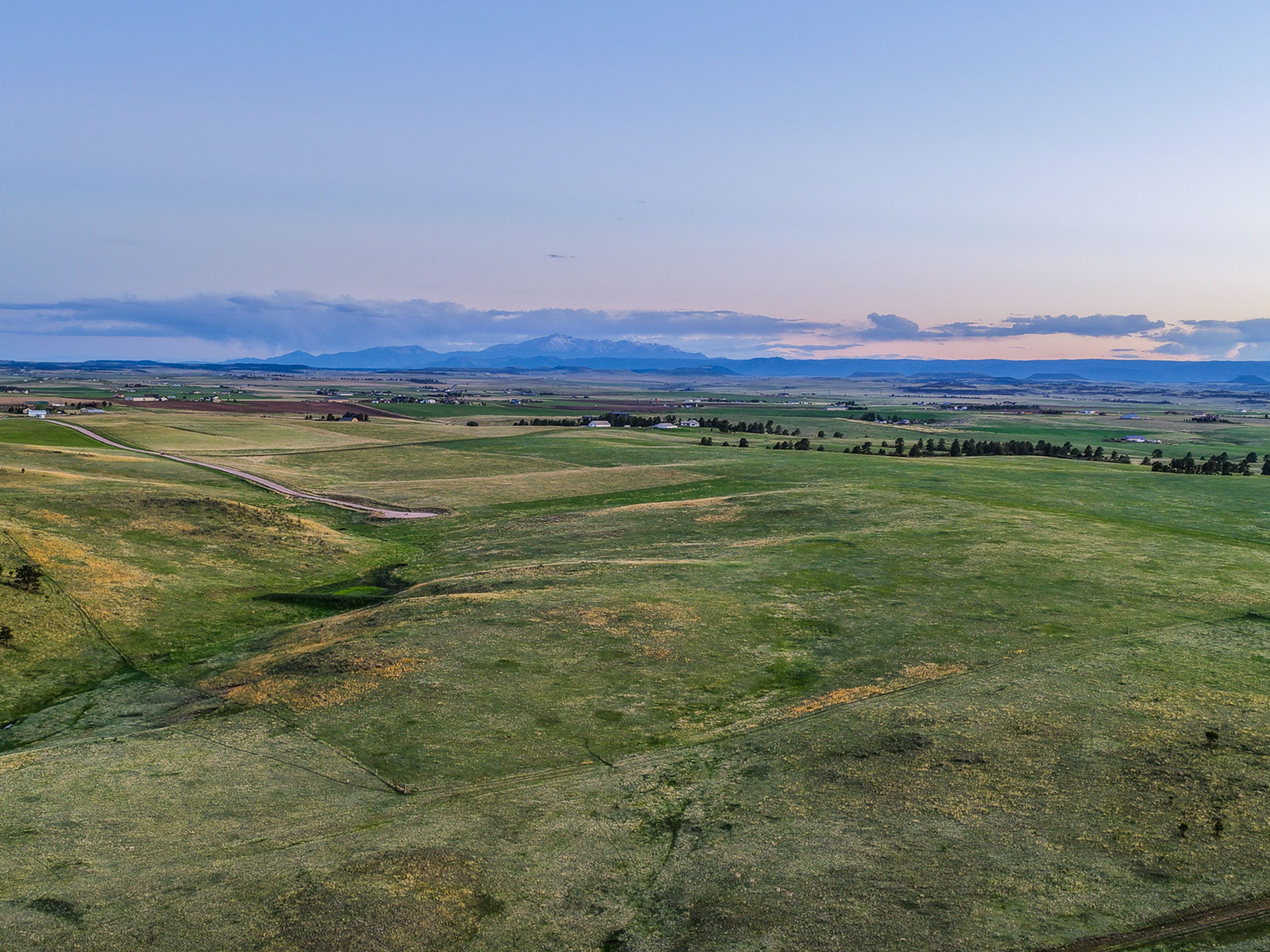  10 Acres with Deeded Water Rights and Pikes Peak Views Near Elizabeth - 物件實景