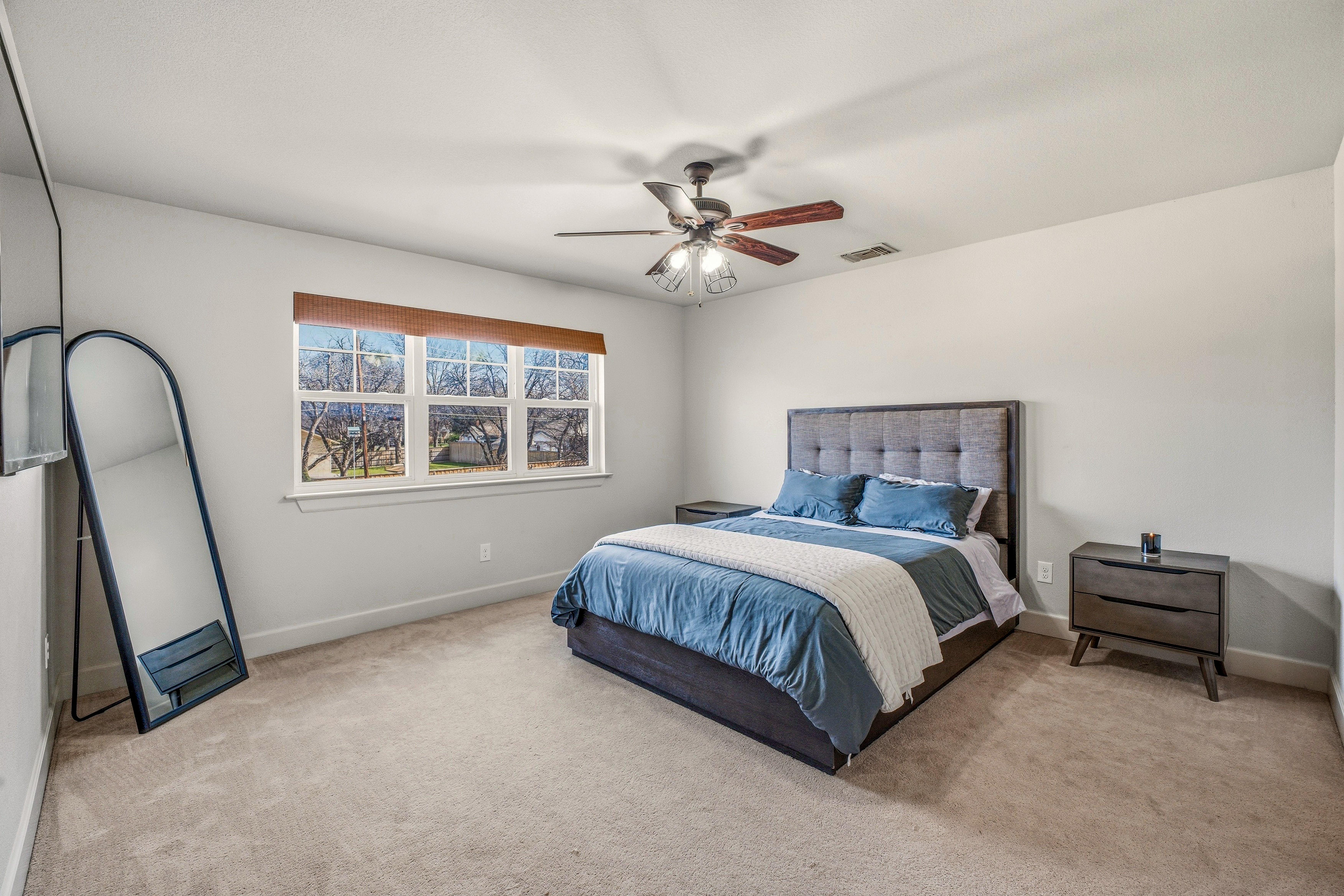  907 Cherry Street  Luxury Home for Sale in Graham, Texas - 物件實景