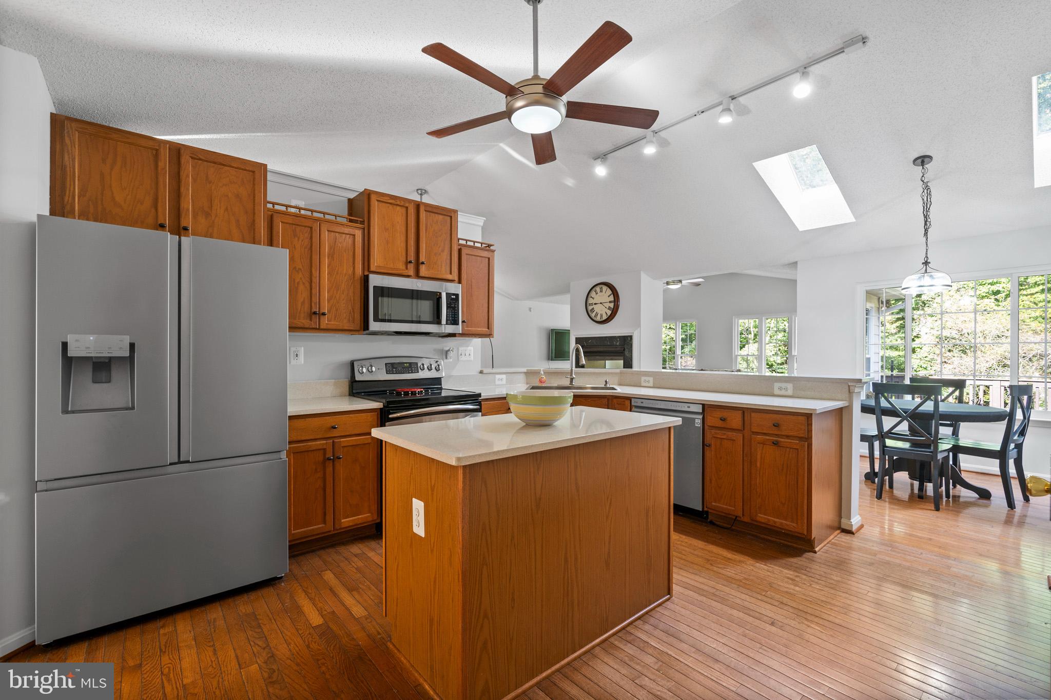 La Plata, Maryland, 20646, United States, 4 Bedrooms Bedrooms, ,4 BathroomsBathrooms,Residential,For Sale,1976201