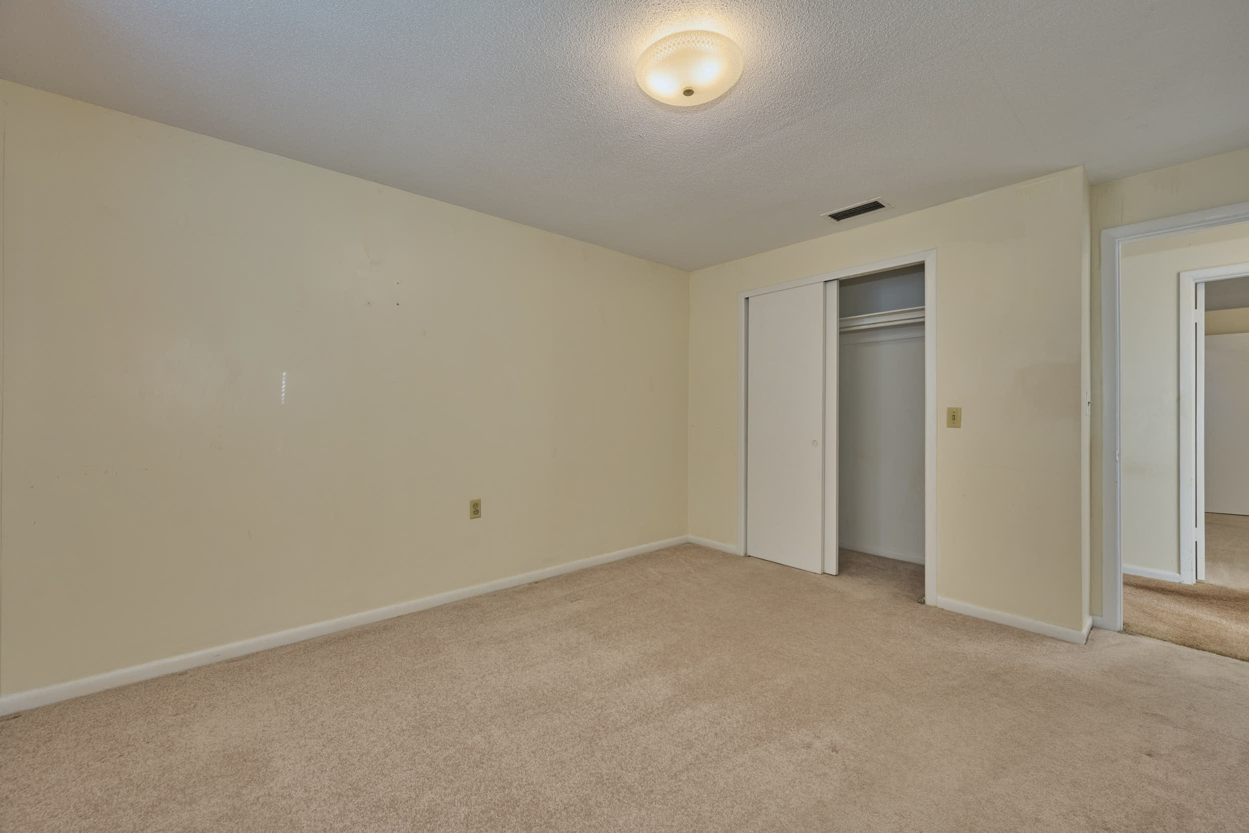 BARTOW, Florida, 33830, United States, 3 Bedrooms Bedrooms, ,2 BathroomsBathrooms,Residential,For Sale,1915491