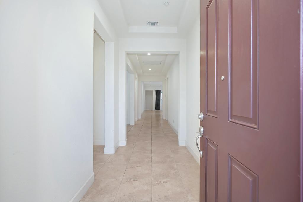 Sacramento, California, 95834, United States, 2 Bedrooms Bedrooms, ,2 BathroomsBathrooms,Residential,For Sale,1999739