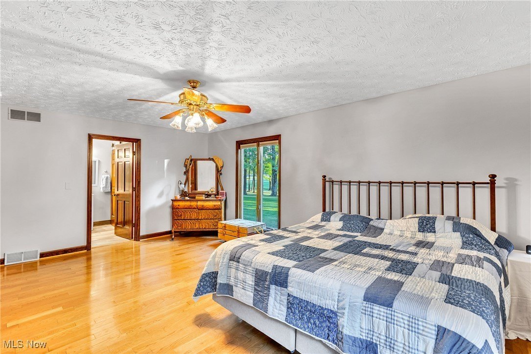 Kinsman, Ohio, 44428, United States, 4 Bedrooms Bedrooms, ,4 BathroomsBathrooms,Residential,For Sale,1983424