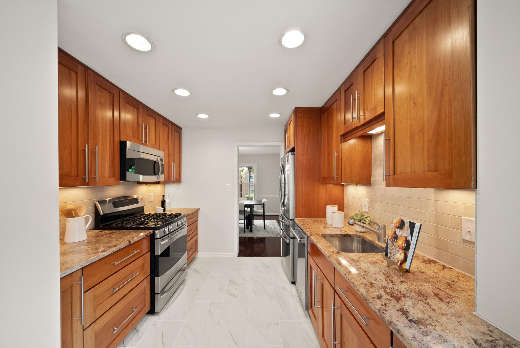  2024 Highboro Way, Falls Church, VA, 22043 - 物件實景