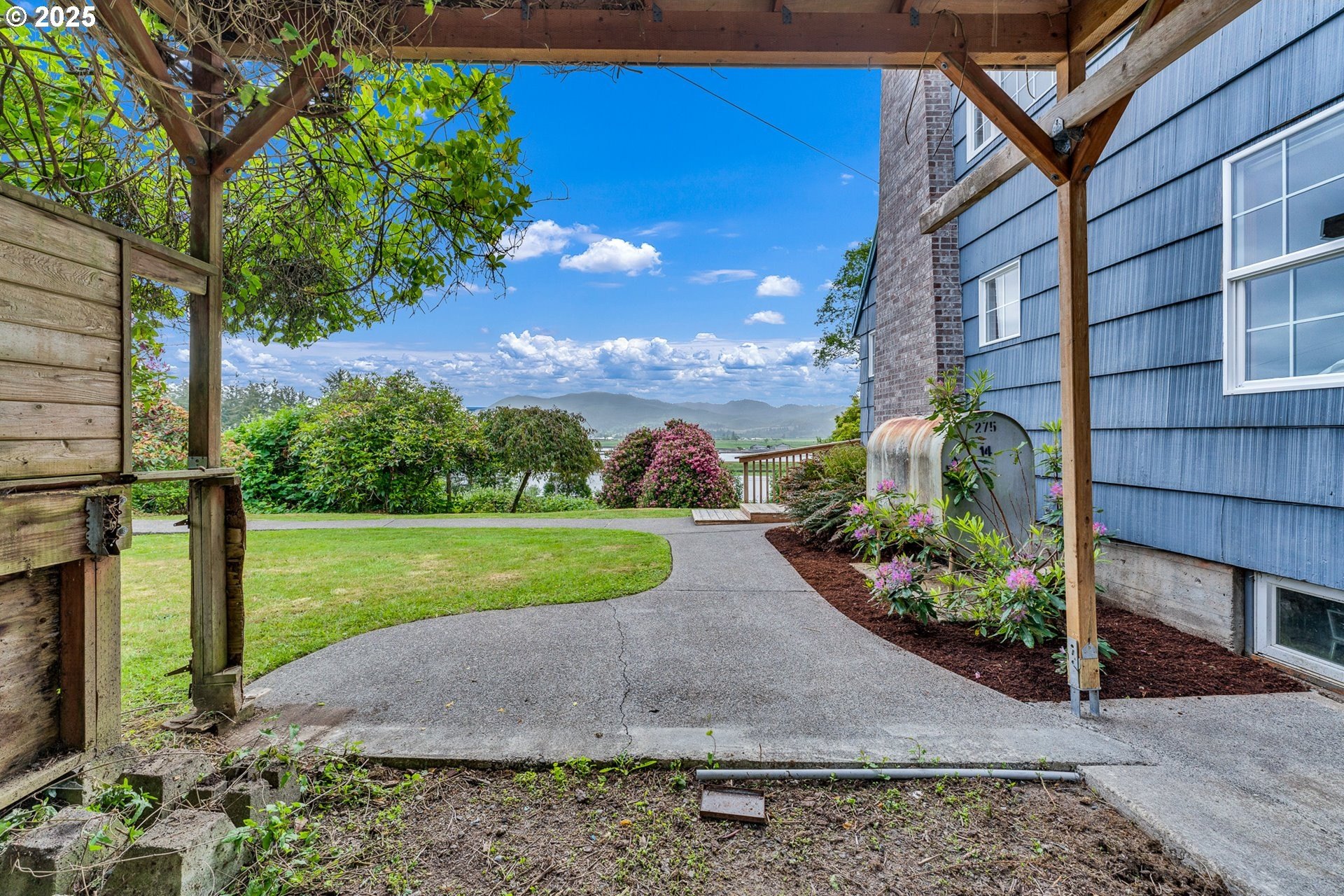 Nehalem, Oregon, 97131, United States, 5 Bedrooms Bedrooms, ,3 BathroomsBathrooms,Residential,For Sale,1847261