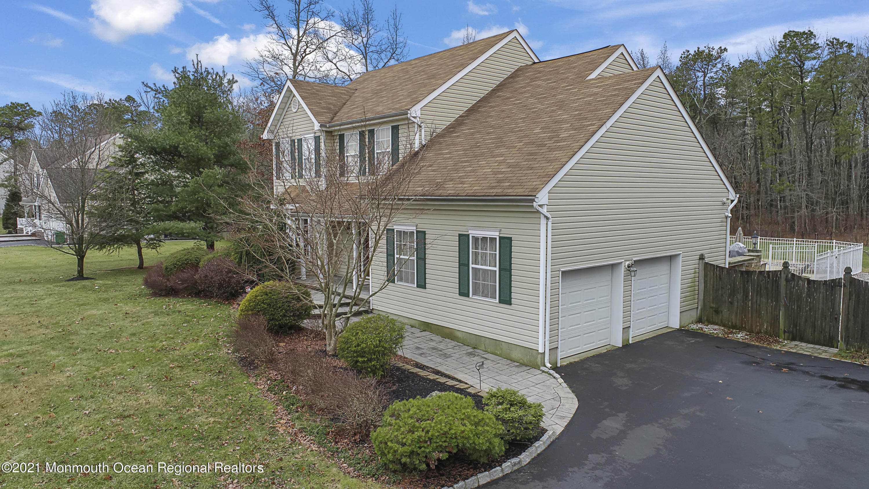 Jackson, New Jersey, 08527, United States, 4 Bedrooms Bedrooms, ,3 BathroomsBathrooms,Residential,For Sale,1944716