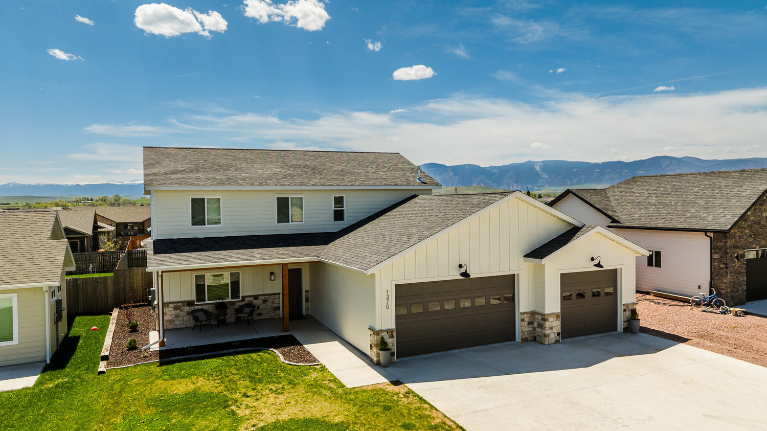 Ranchester, Wyoming, 82839, United States, 4 Bedrooms Bedrooms, ,3 BathroomsBathrooms,Residential,For Sale,1979887