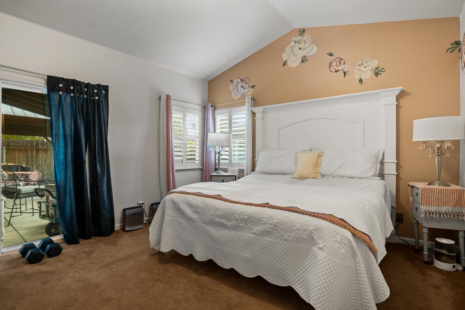 Riverbank, California, 95367, United States, 4 Bedrooms Bedrooms, ,2 BathroomsBathrooms,Residential,For Sale,1976326