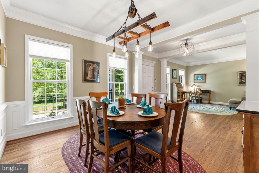 Leesburg, Virginia, 20175, United States, 3 Bedrooms Bedrooms, ,4 BathroomsBathrooms,Residential,For Sale,2049471