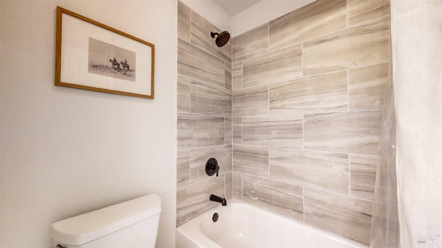 Santa Rosa, California, 95403, United States, 3 Bedrooms Bedrooms, ,3 BathroomsBathrooms,Residential,For Sale,1979353