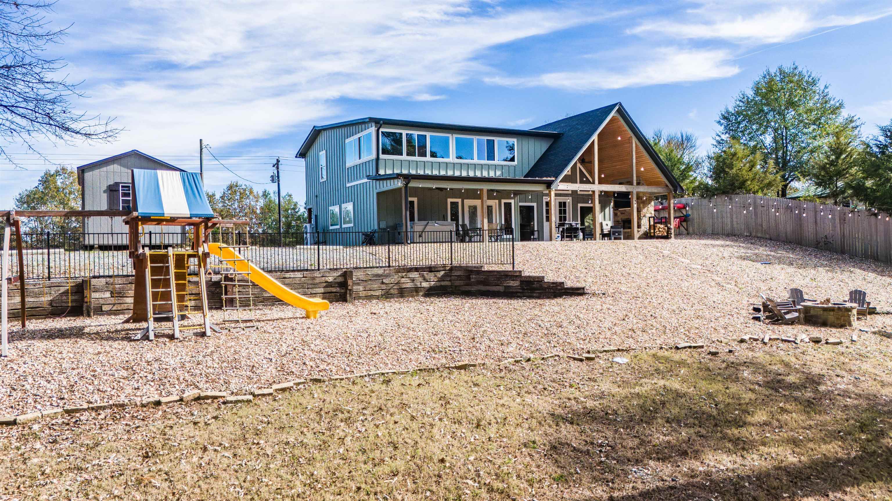 Jefferson, Texas, 75657, United States, 3 Bedrooms Bedrooms, ,3 BathroomsBathrooms,Residential,For Sale,2005348