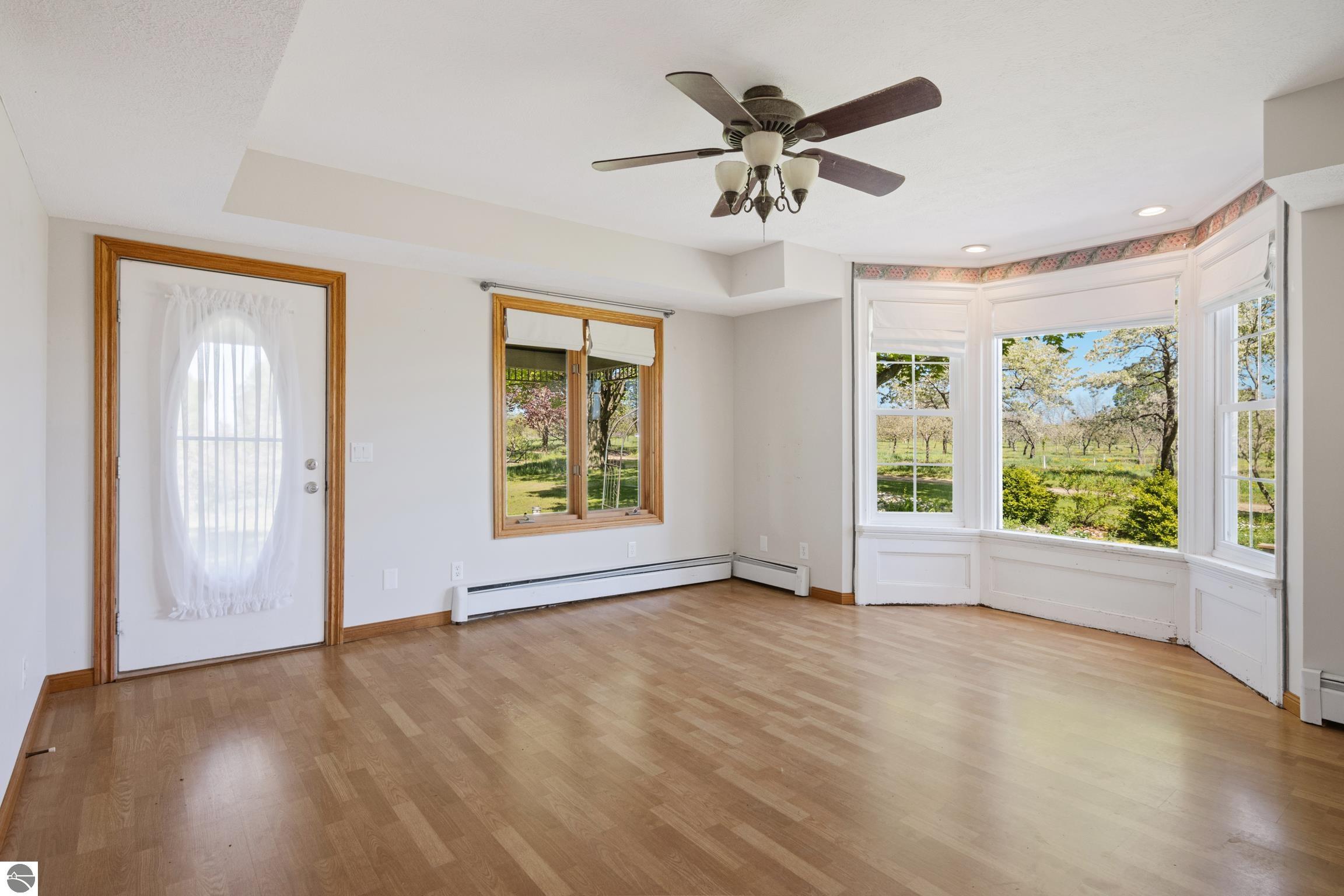 Traverse City, Michigan, 49686, United States, 4 Bedrooms Bedrooms, ,2 BathroomsBathrooms,Residential,For Sale,1914365