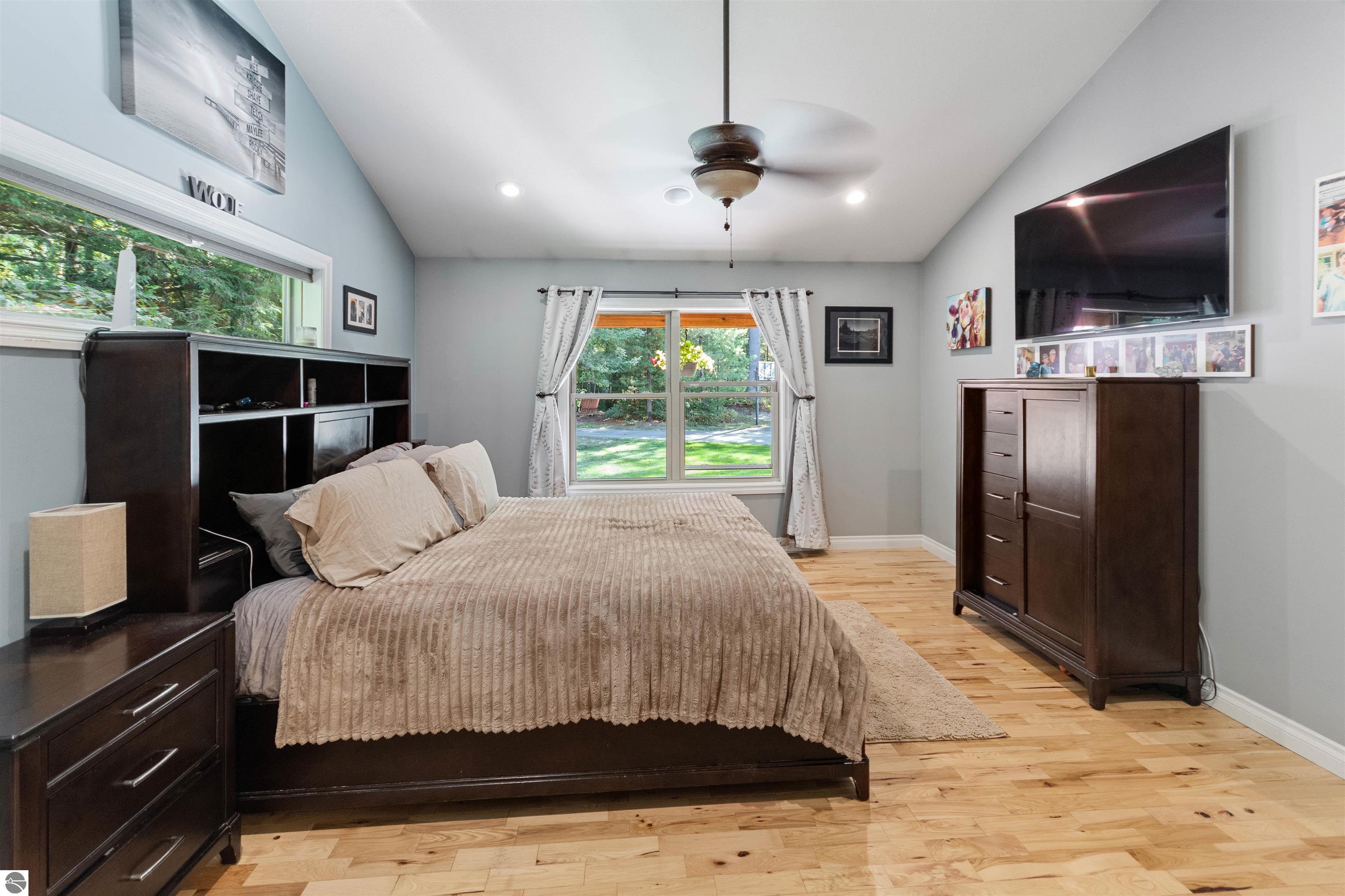 Traverse City, Michigan, 49685, United States, 5 Bedrooms Bedrooms, ,2 BathroomsBathrooms,Residential,For Sale,1960952