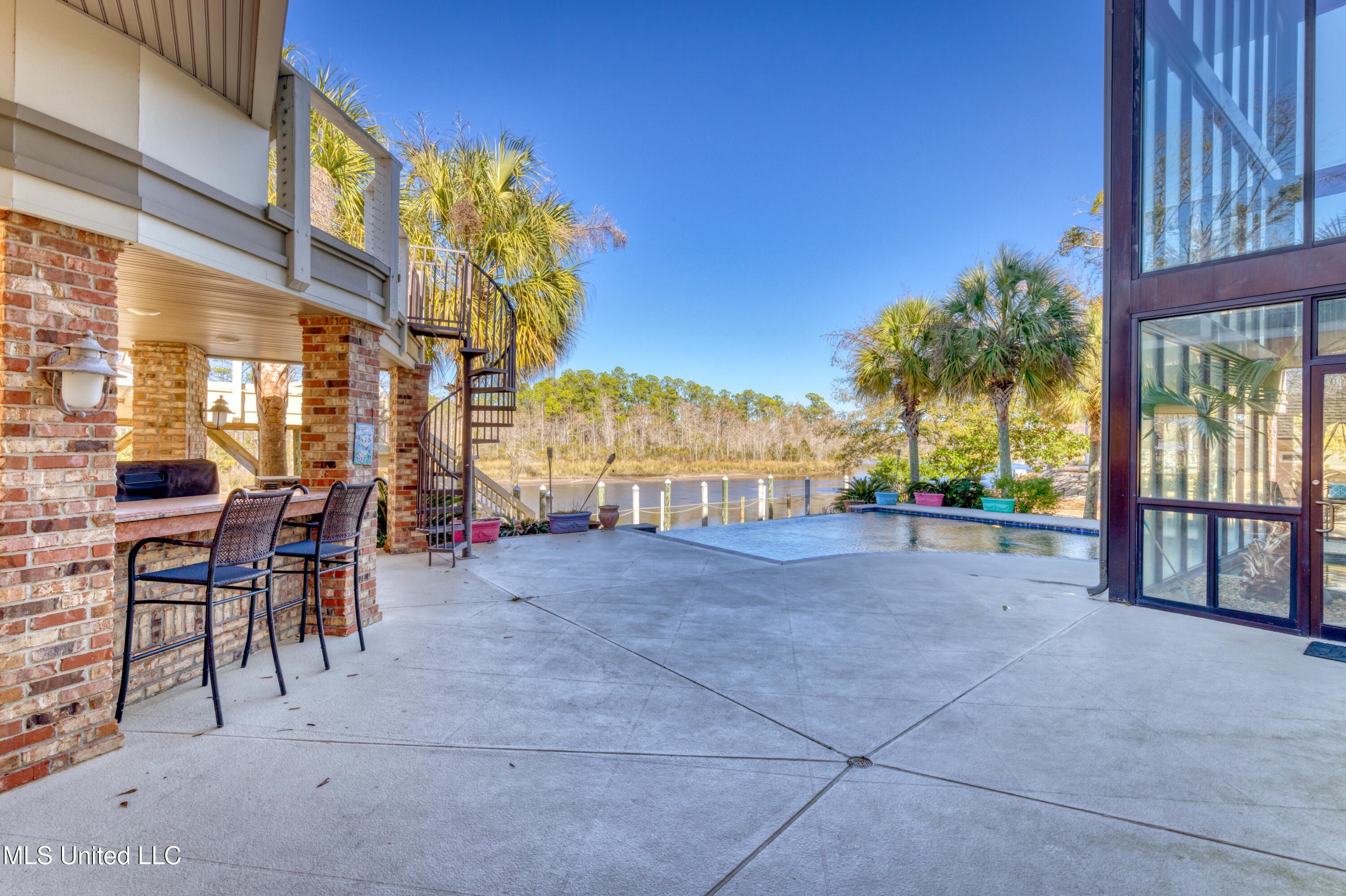 Diamondhead, Mississippi, 39525, United States, 6 Bedrooms Bedrooms, ,6 BathroomsBathrooms,Residential,For Sale,2005178