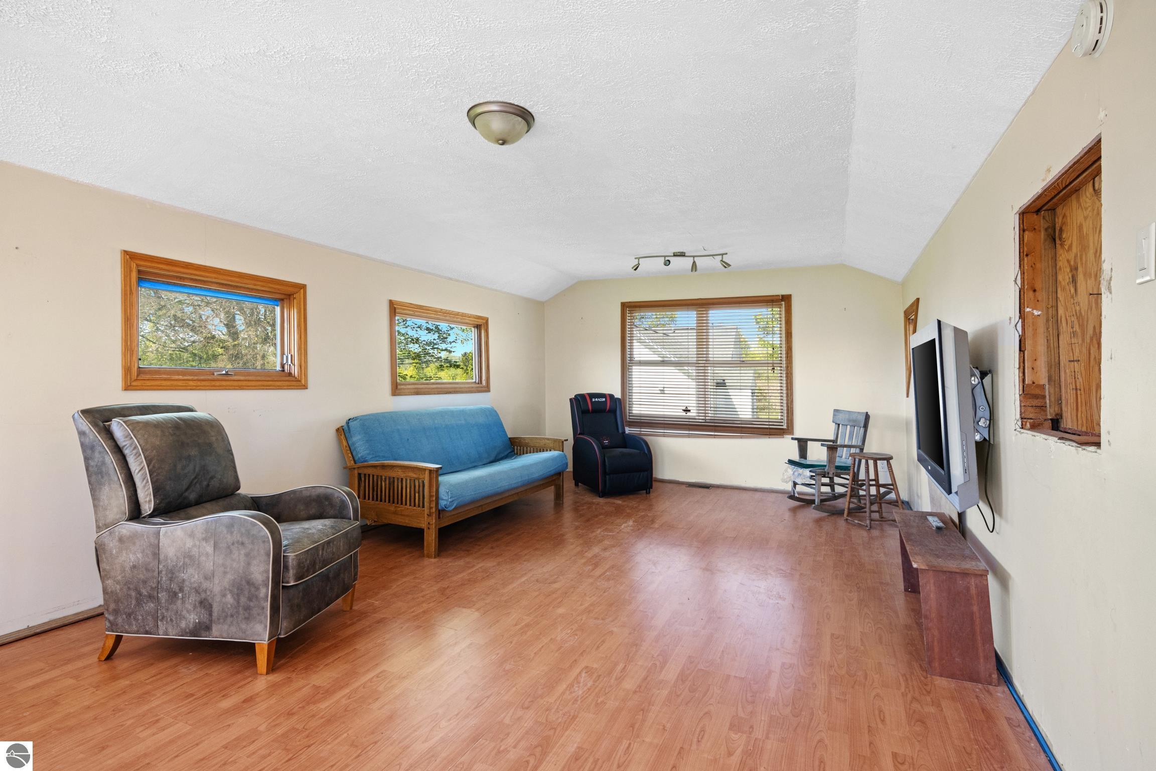 Traverse City, Michigan, 49686, United States, 4 Bedrooms Bedrooms, ,2 BathroomsBathrooms,Residential,For Sale,1914365