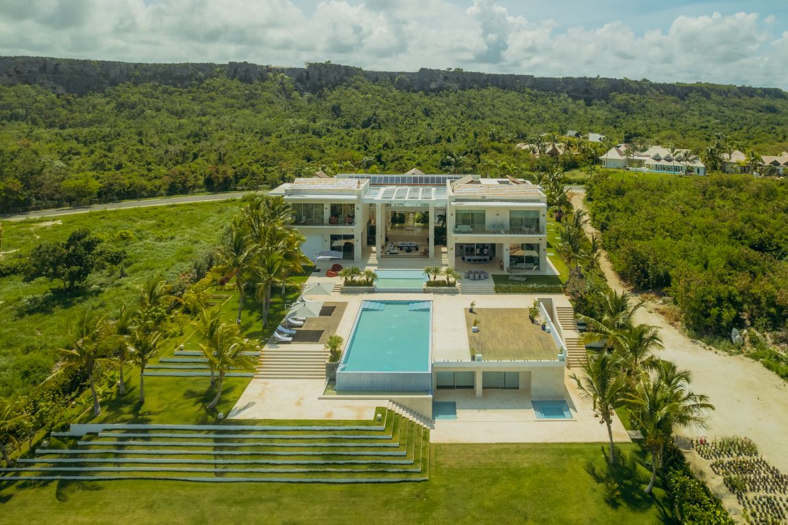Luxurious 6-Bedroom Cap Cana Villa With Fabulous O, Cap Cana, DO, 6 Bedrooms Bedrooms, ,7 BathroomsBathrooms,Residential,For Sale,Luxurious 6-Bedroom Cap Cana Villa With Fabulous O,1583962