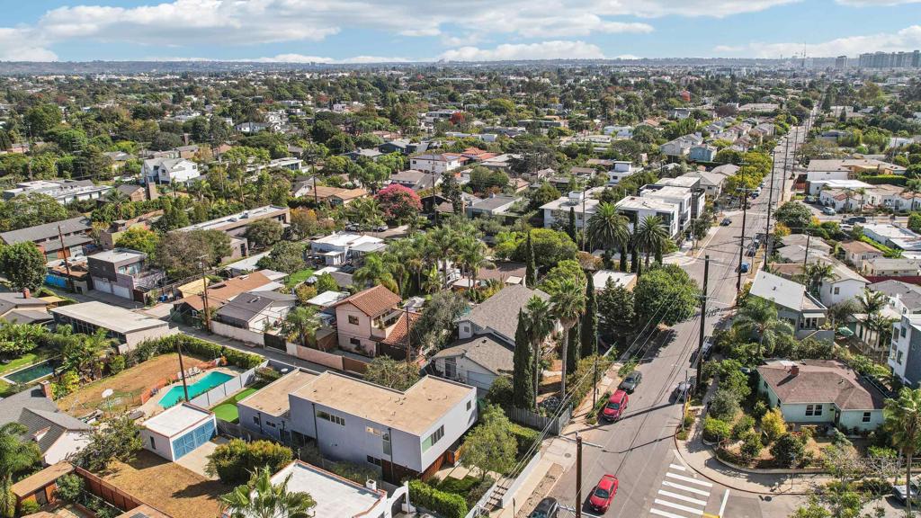 Venice, California, 90291, United States, 4 Bedrooms Bedrooms, ,4 BathroomsBathrooms,Residential,For Sale,1843493