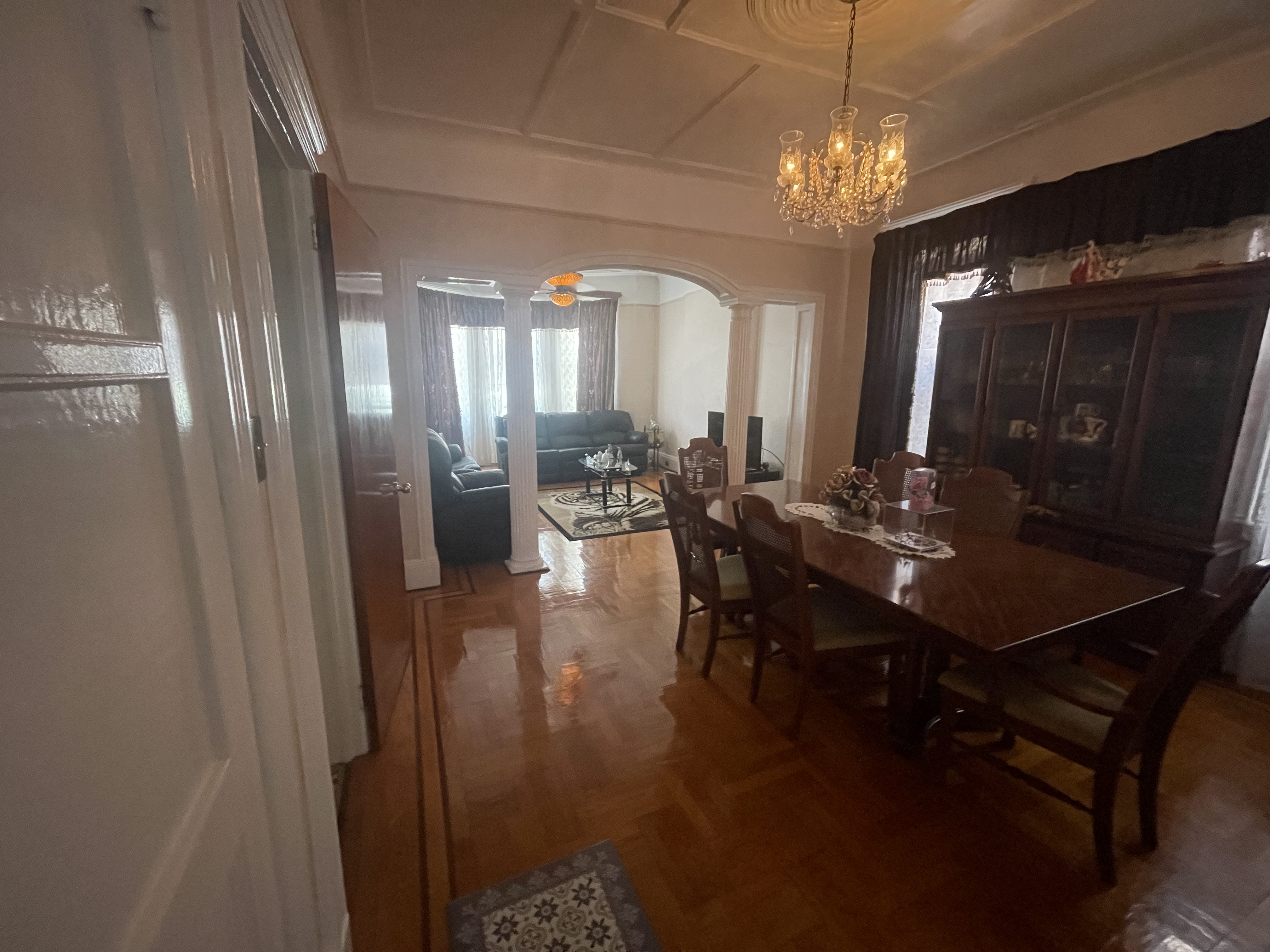 Union City, New Jersey, 07087, United States, 4 Bedrooms Bedrooms, ,3 BathroomsBathrooms,Residential,For Sale,1895208