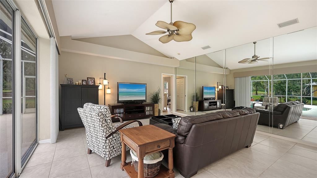 Sarasota, Florida, 34241, United States, 4 Bedrooms Bedrooms, ,3 BathroomsBathrooms,Residential,For Sale,2003326