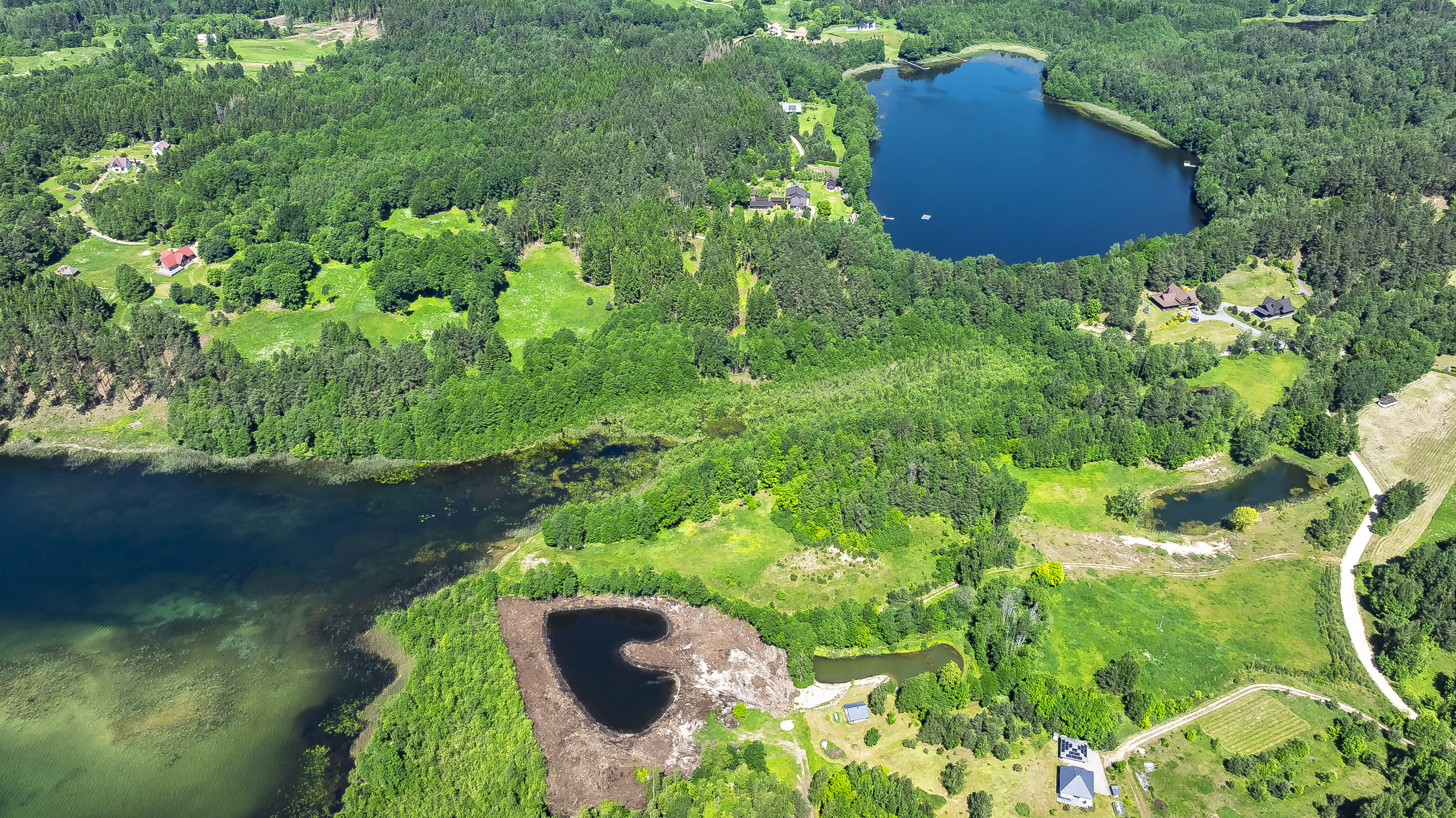  Spacious land plot in a picturesque location by the lake - 物件實景