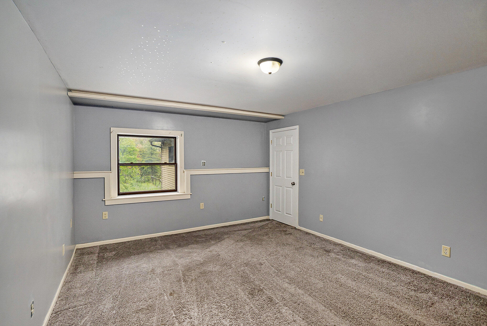 White Cloud, Michigan, 49349, United States, 5 Bedrooms Bedrooms, ,4 BathroomsBathrooms,Residential,For Sale,1807044
