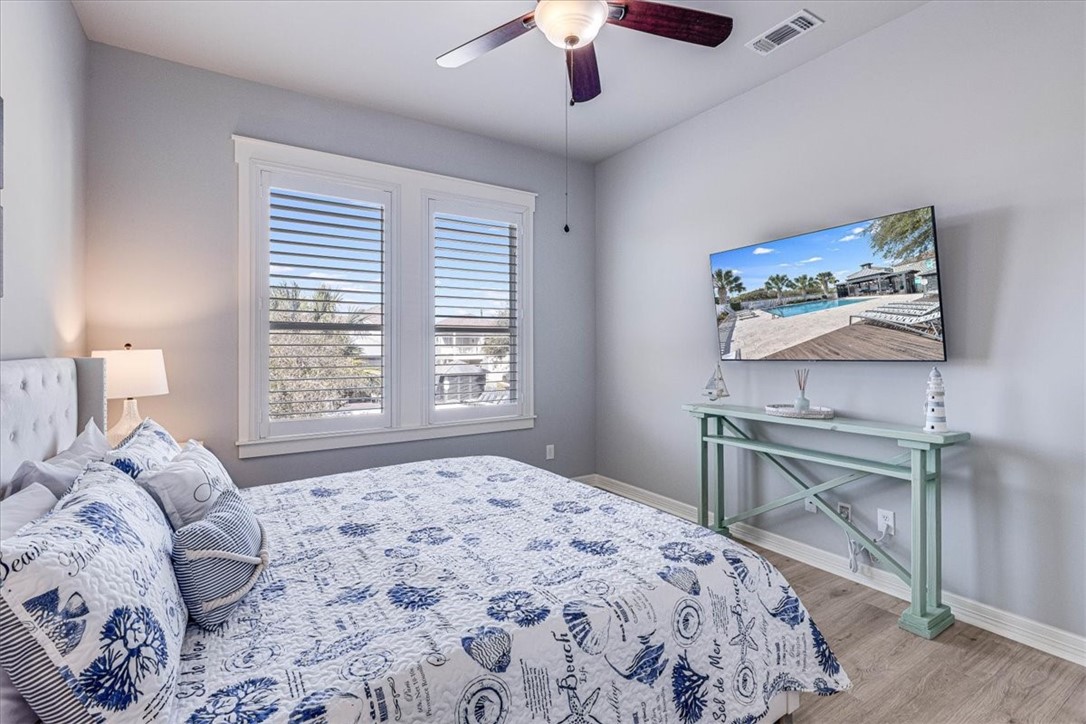 Rockport, Texas, 78382, United States, 3 Bedrooms Bedrooms, ,3 BathroomsBathrooms,Residential,For Sale,1711984