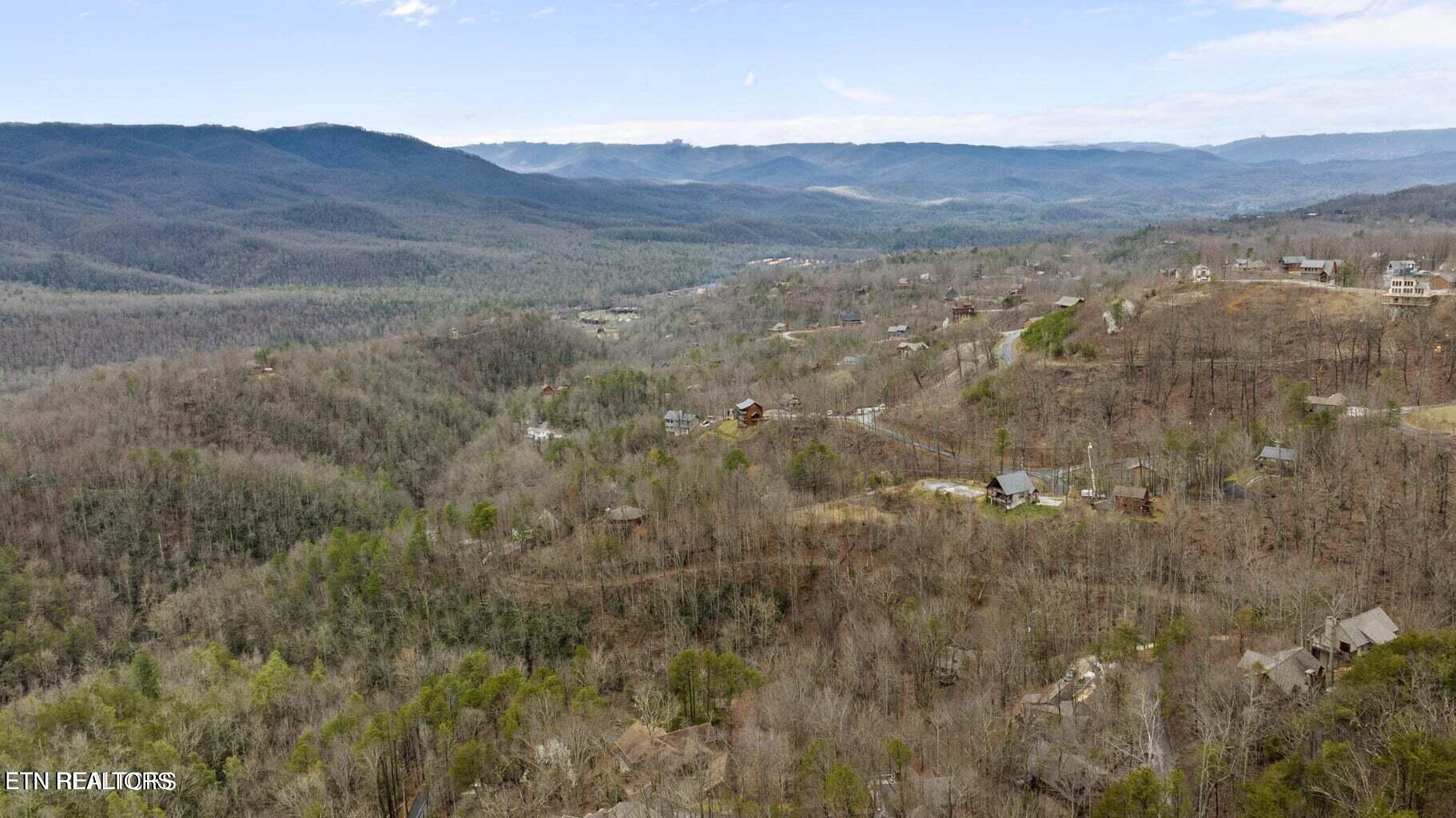 922 Scenic Tr, Gatlinburg, Tennessee, 37738, United States, 3 Bedrooms Bedrooms, ,3 BathroomsBathrooms,Residential,For Sale,922 Scenic Tr,1483117