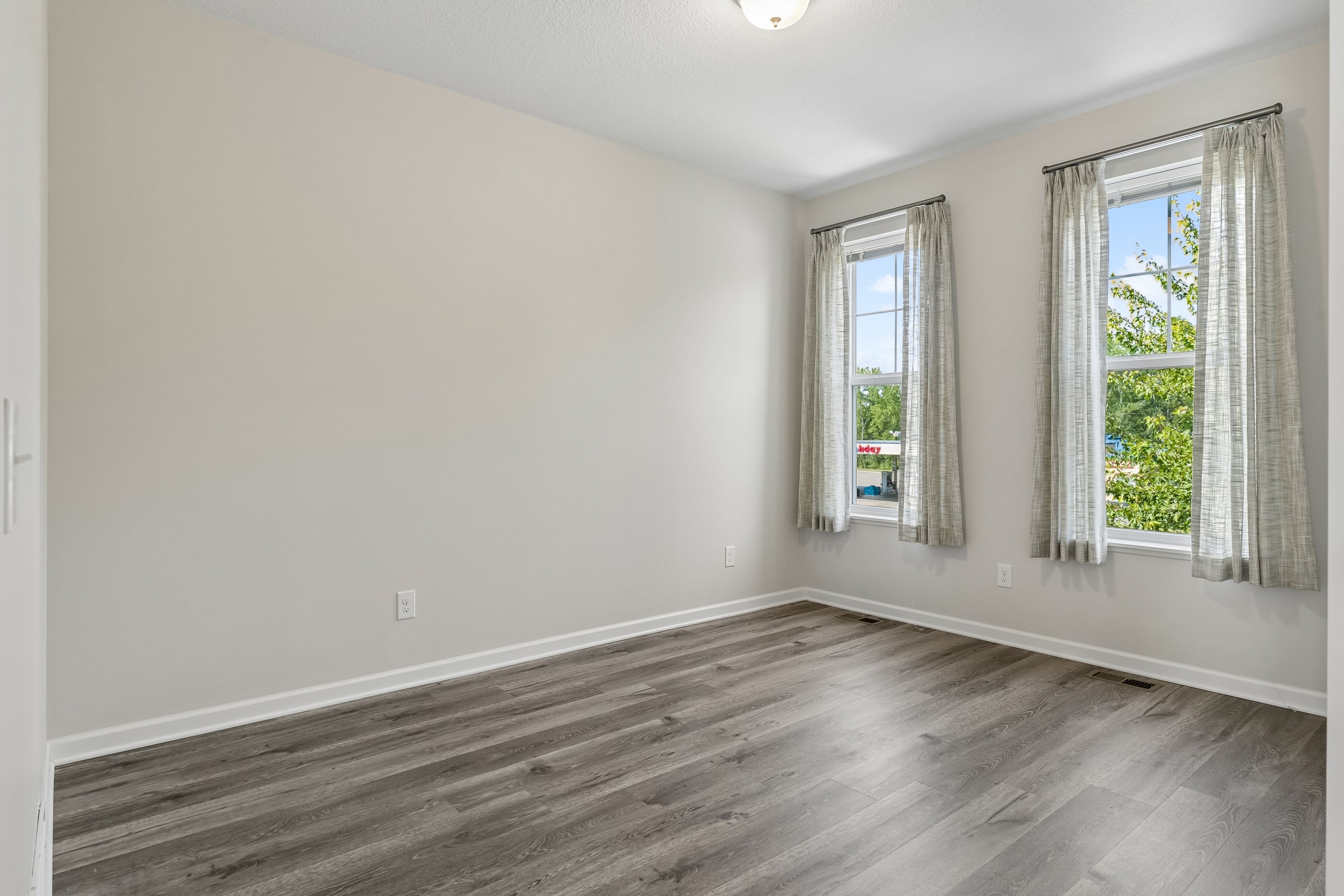  Effortless Living Near the Gateway State Trail - 物件實景