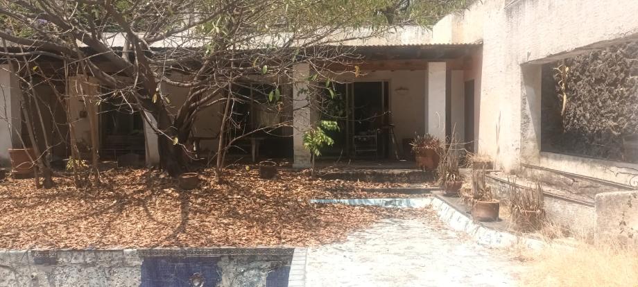 Fraccionamiento Las Quintas, Calle 4.5, Cuernavaca, Morelos, 62446, Mexico, 3 Bedrooms Bedrooms, ,4 BathroomsBathrooms,Residential,For Sale,Fraccionamiento Las Quintas, Calle 4.5,1614358