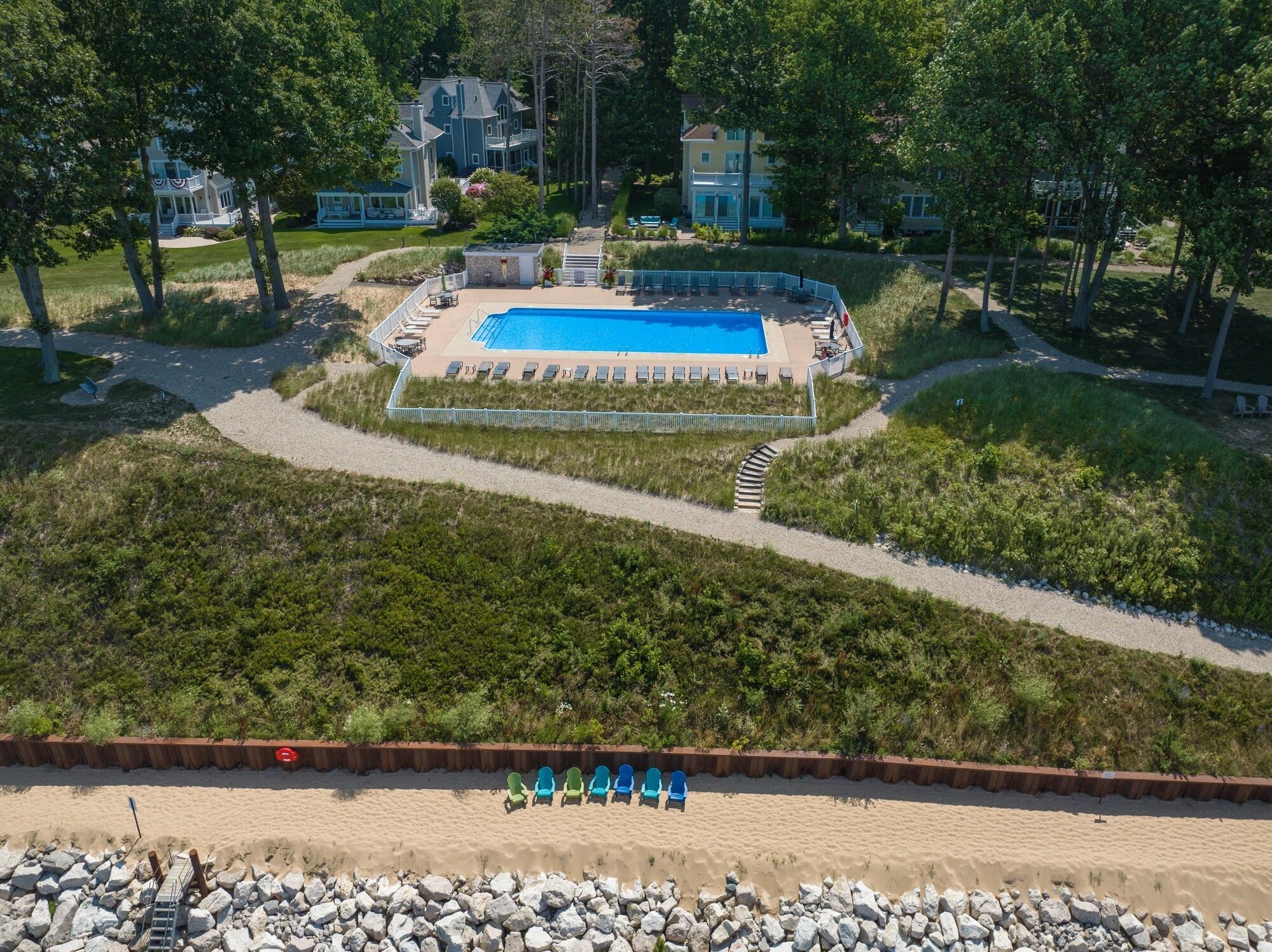 South Haven, Michigan, 49090, United States, 4 Bedrooms Bedrooms, ,4 BathroomsBathrooms,Residential,For Sale,1945011