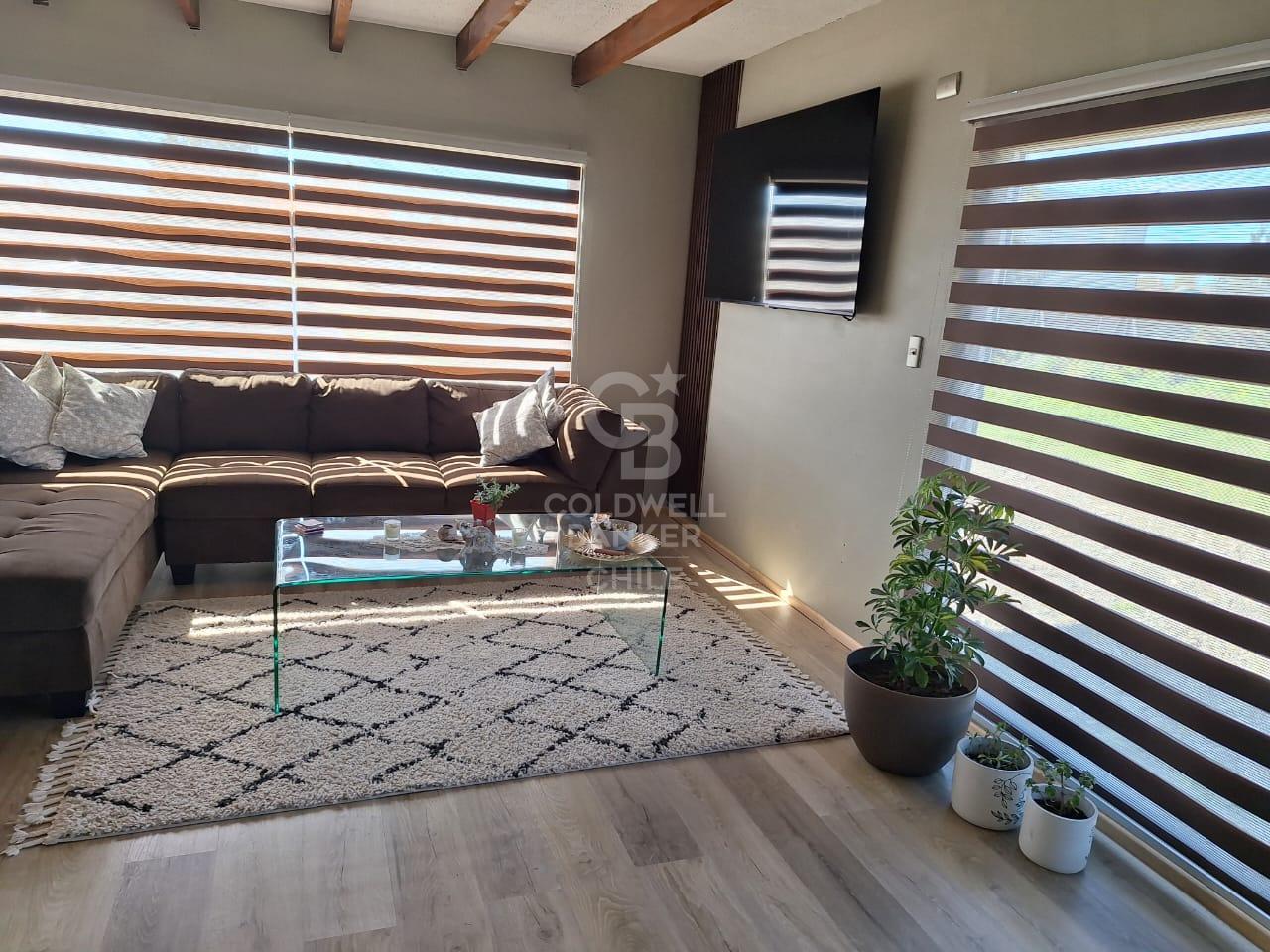 Puerto Varas, Chile, 4 Bedrooms Bedrooms, ,3 BathroomsBathrooms,Residential,For Sale,1969296