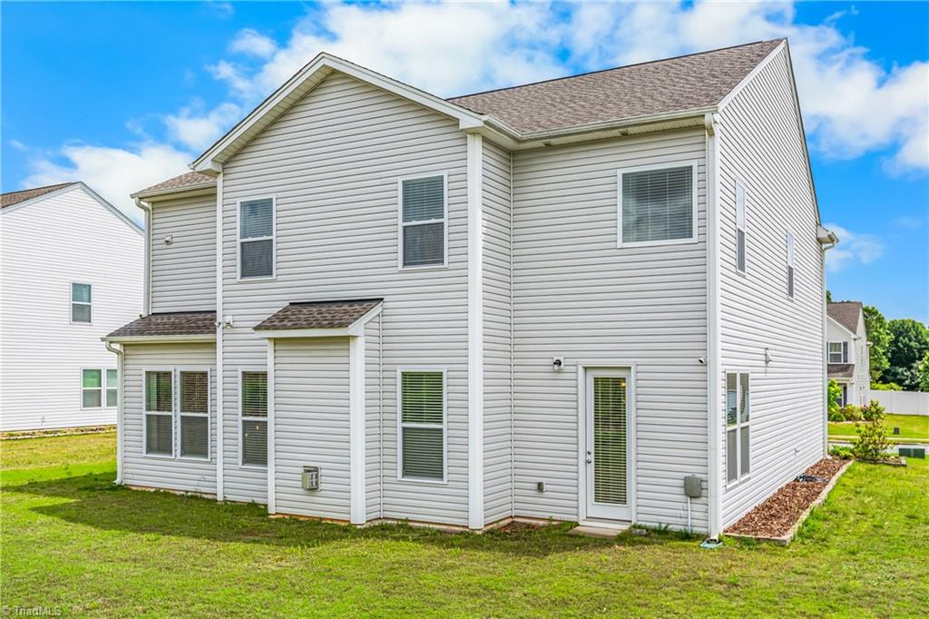 High Point, North Carolina, 27265, United States, 5 Bedrooms Bedrooms, ,4 BathroomsBathrooms,Residential,For Sale,1951573