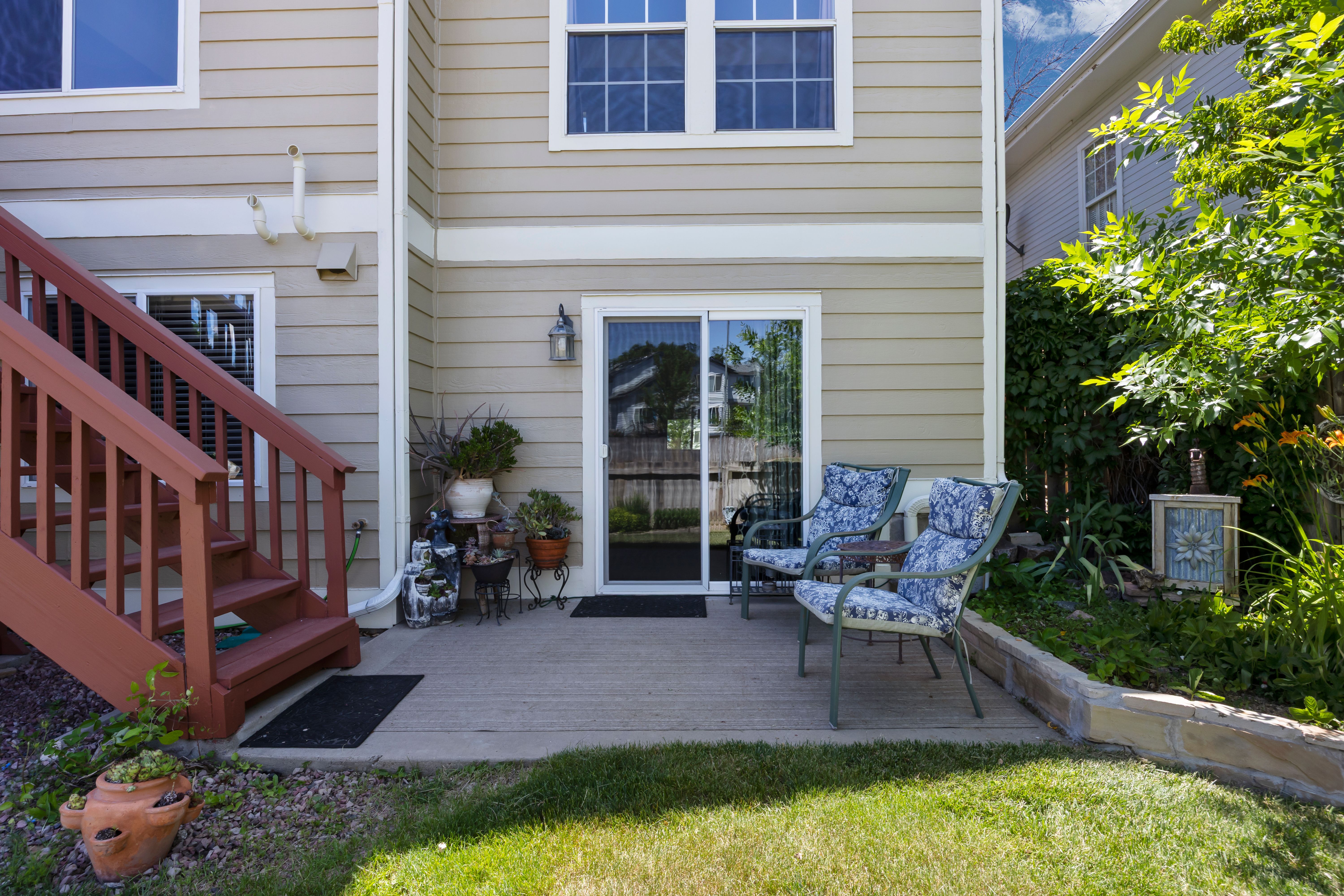  Wonderful 2 Story with finished walk-out basement. - 物件實景