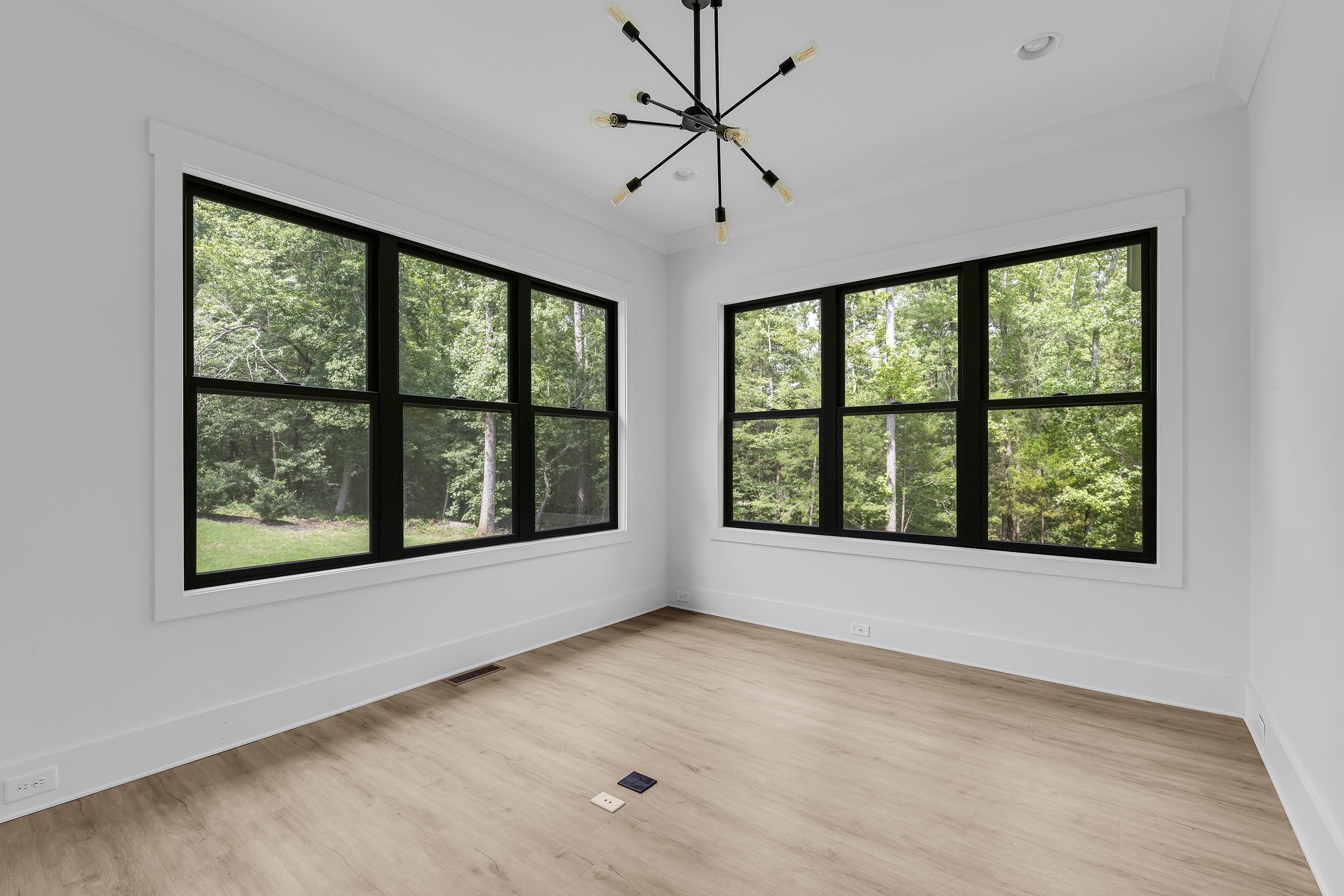 Simpsonville, South Carolina, 29681, United States, 5 Bedrooms Bedrooms, ,5 BathroomsBathrooms,Residential,For Sale,1913454