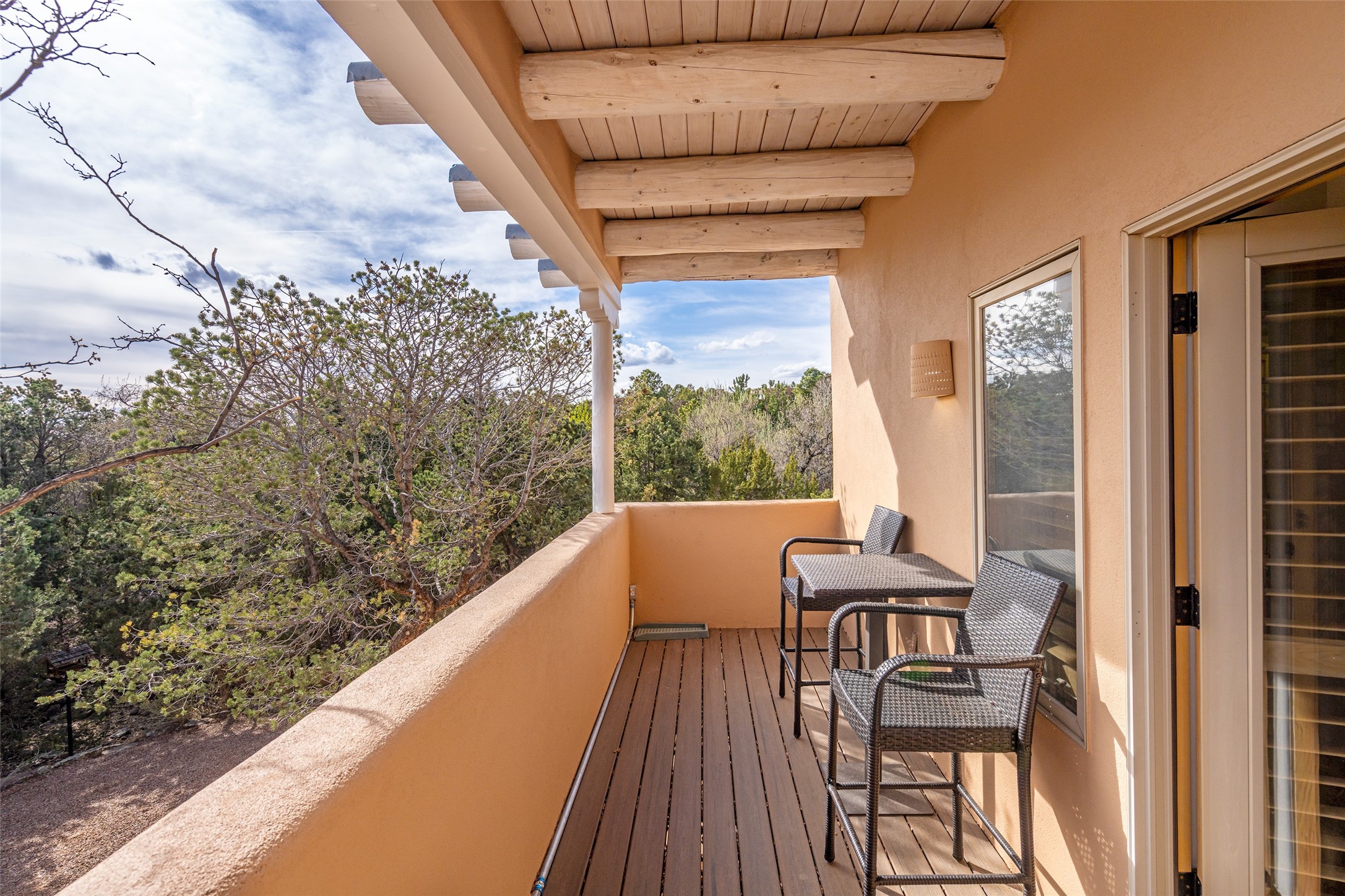  773 Aspen Compound - 物件實景