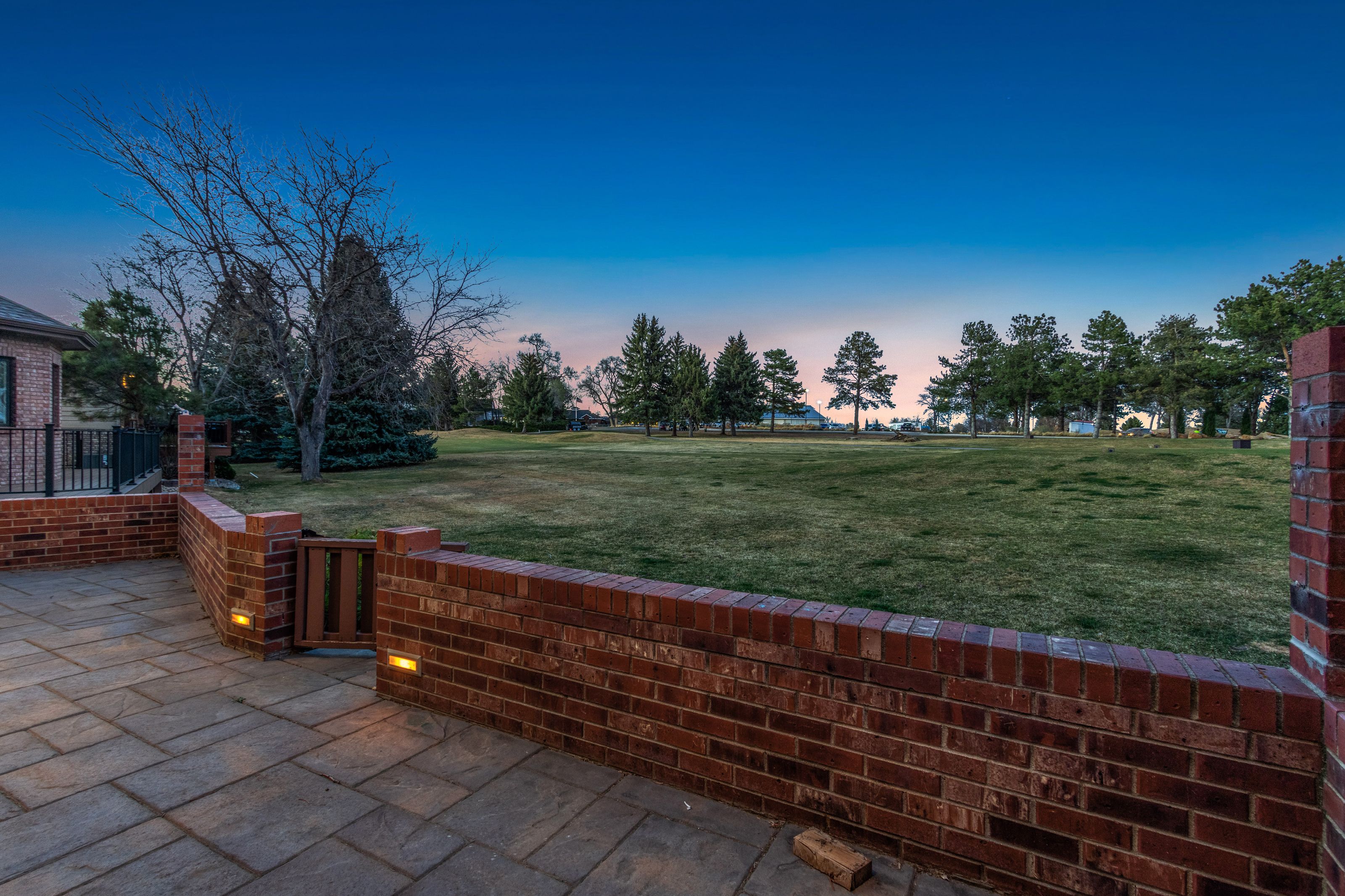  Cottonwood Pointe Home Tucked Along the 9th Fairway of Fort Collins Country Club - 物件實景
