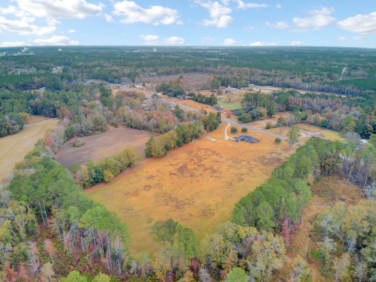 388 Main Street E, Harleyville, South Carolina, 29448, United States, 4 Bedrooms Bedrooms, ,2 BathroomsBathrooms,Residential,For Sale,388 Main Street E,1668462