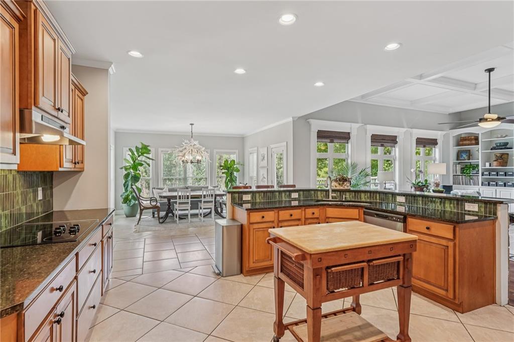 Cartersville, Georgia, 30121, United States, 5 Bedrooms Bedrooms, ,6 BathroomsBathrooms,Residential,For Sale,1902967