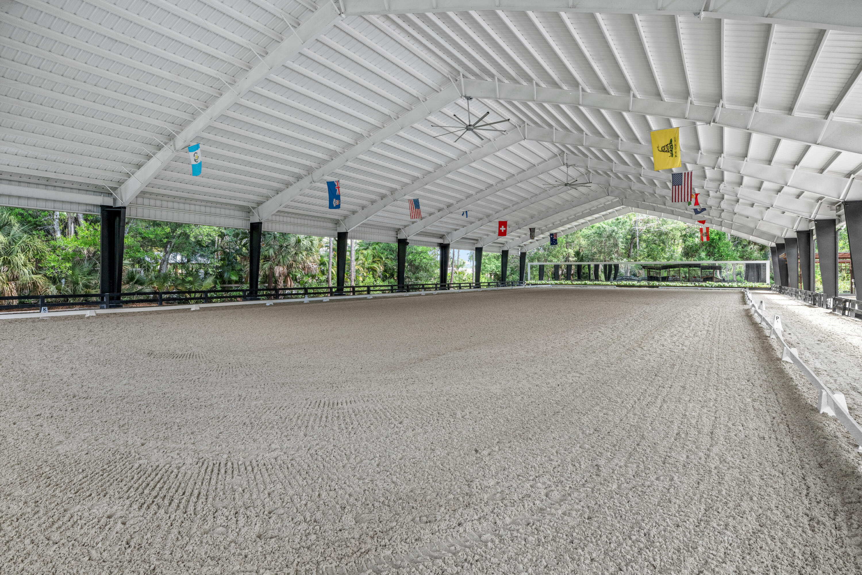  15161 Collecting Canal Road - 物件實景